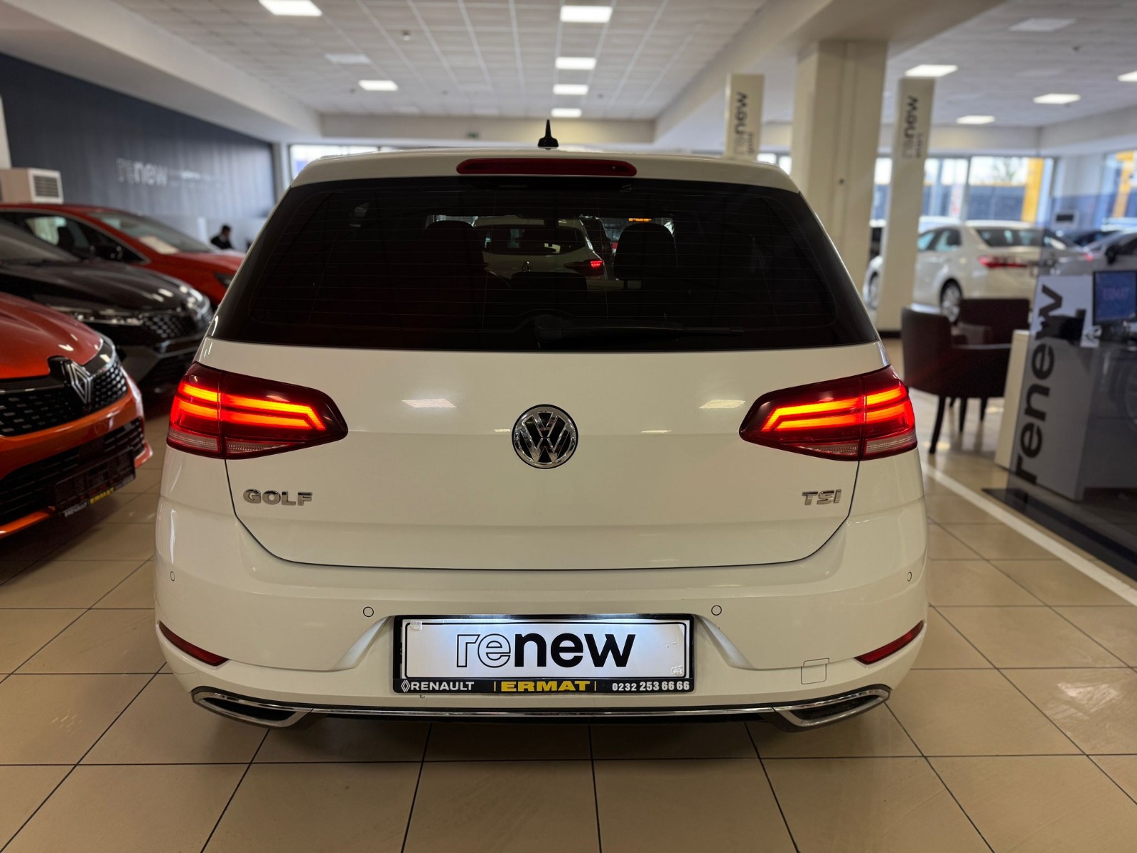 2017 Benzin Manuel Volkswagen Golf Beyaz Ermat Motorlu Araçlar ve Tarım Ürünleri Sanayi Ticaret A.Ş.