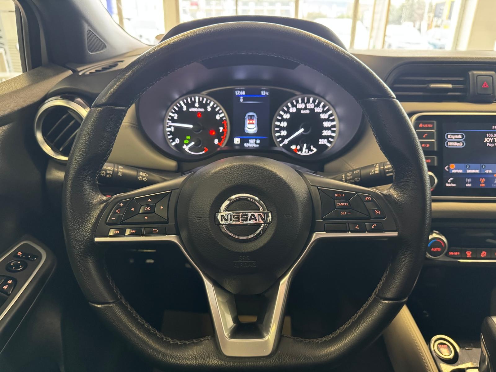 2022 Benzin Otomatik Nissan Micra Gri Ermat Motorlu Araçlar ve Tarım Ürünleri Sanayi Ticaret A.Ş.