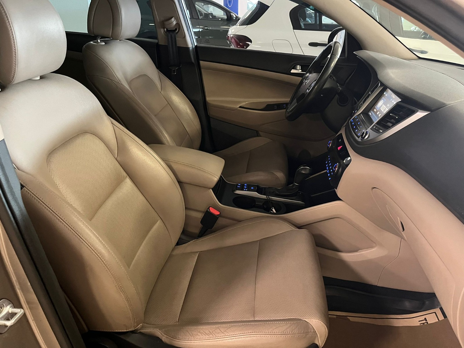 2018 Benzin + LPG Otomatik Hyundai Tucson Beyaz Ermat Motorlu Araçlar ve Tarım Ürünleri Sanayi Ticaret A.Ş.