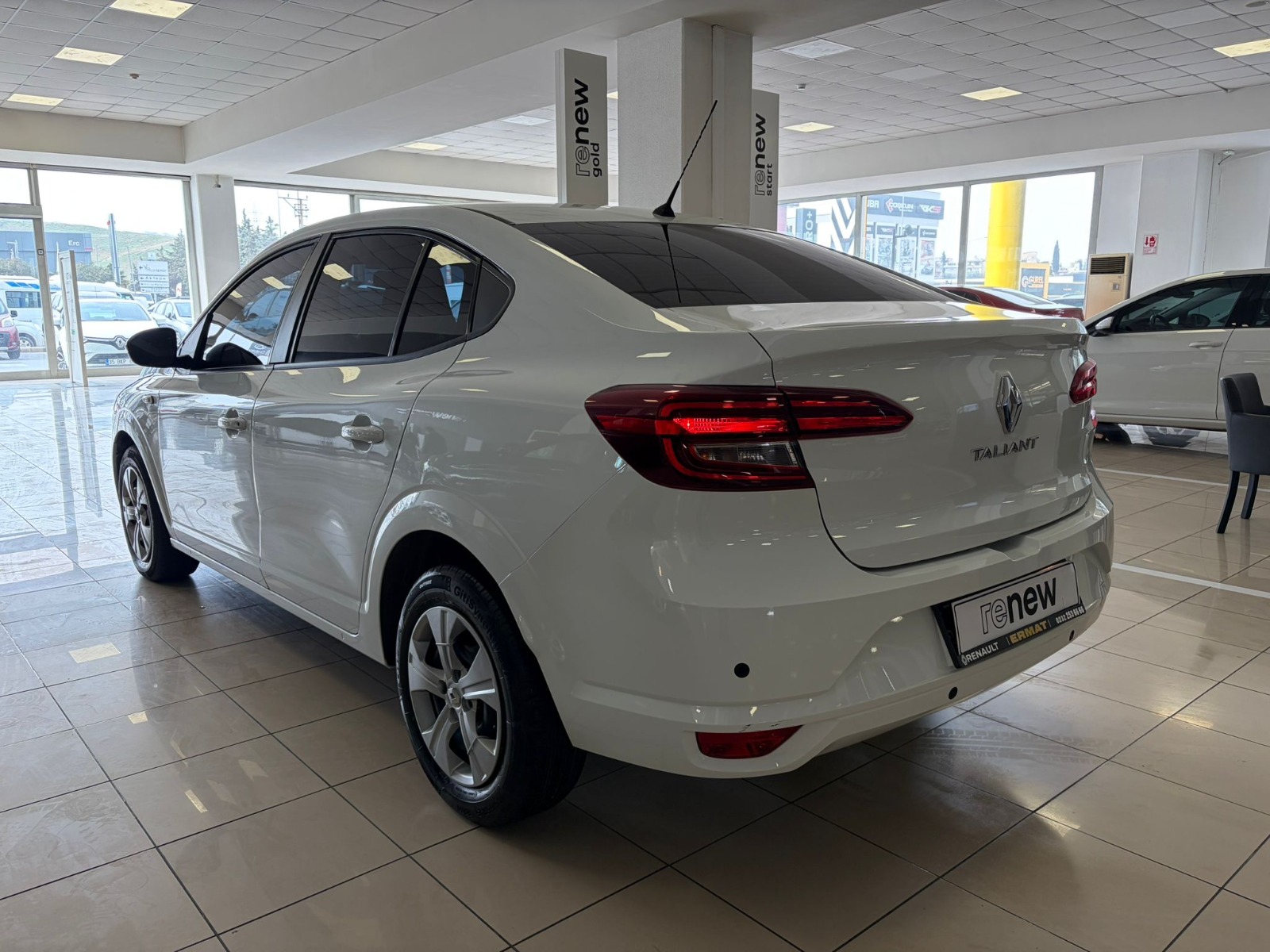 2023 Benzin Otomatik Renault Taliant Beyaz Ermat Motorlu Araçlar ve Tarım Ürünleri Sanayi Ticaret A.Ş.