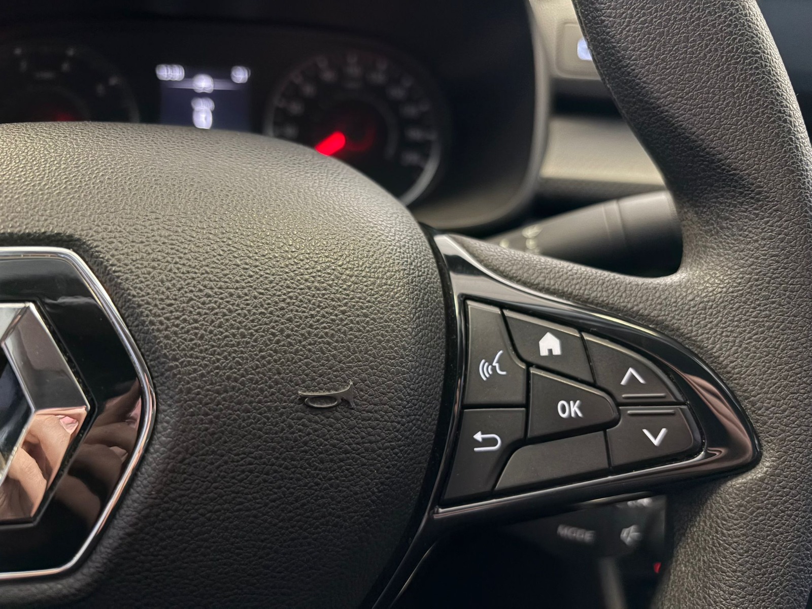 2023 Benzin Otomatik Renault Taliant Beyaz Ermat Motorlu Araçlar ve Tarım Ürünleri Sanayi Ticaret A.Ş.