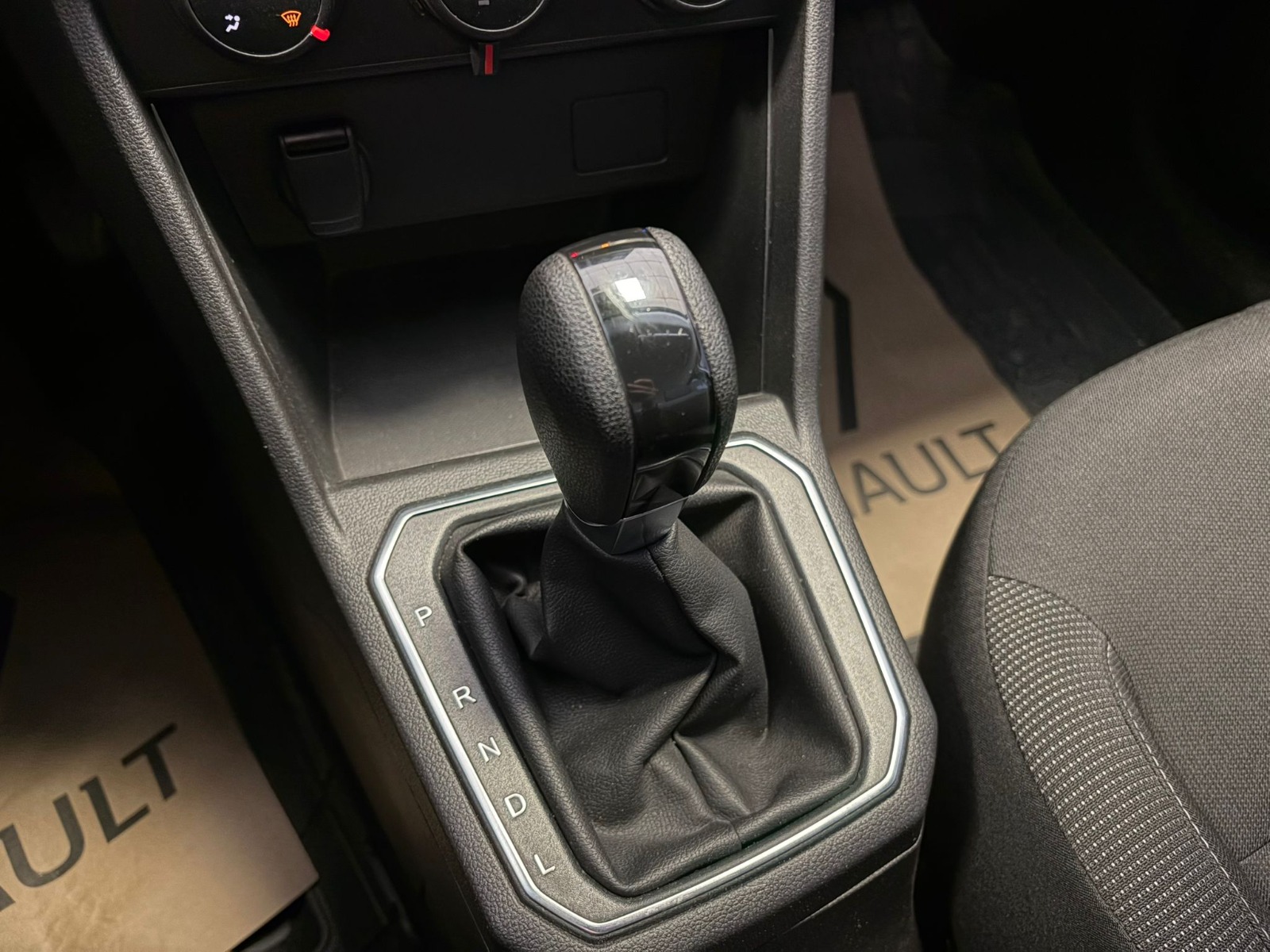 2023 Benzin Otomatik Renault Taliant Beyaz Ermat Motorlu Araçlar ve Tarım Ürünleri Sanayi Ticaret A.Ş.