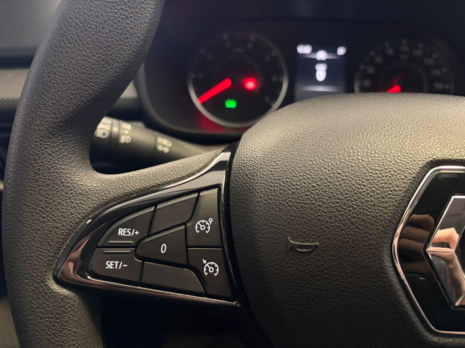 2023 Benzin Otomatik Renault Taliant Beyaz Ermat Motorlu Araçlar ve Tarım Ürünleri Sanayi Ticaret A.Ş.