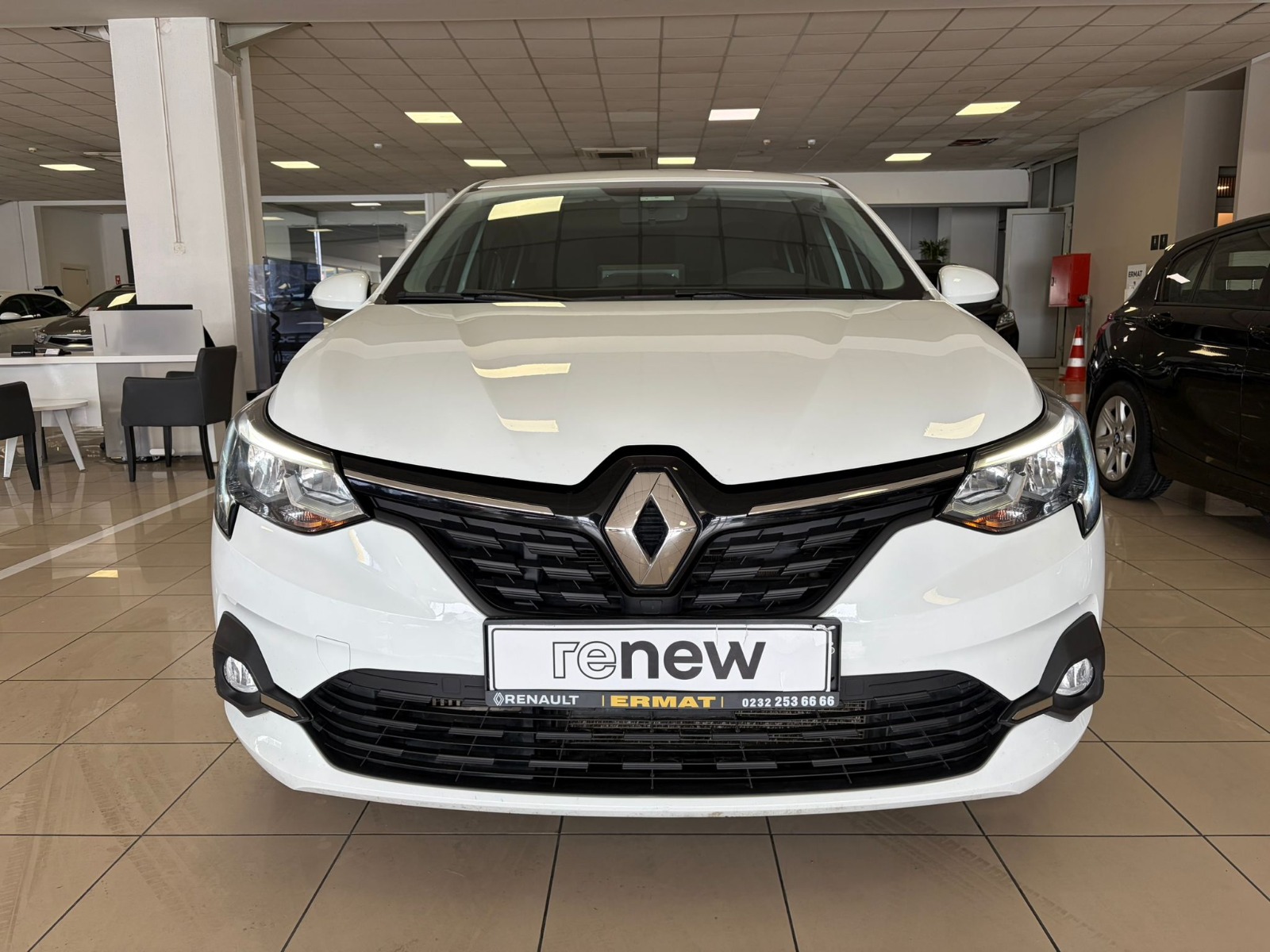 2023 Benzin Otomatik Renault Taliant Beyaz Ermat Motorlu Araçlar ve Tarım Ürünleri Sanayi Ticaret A.Ş.