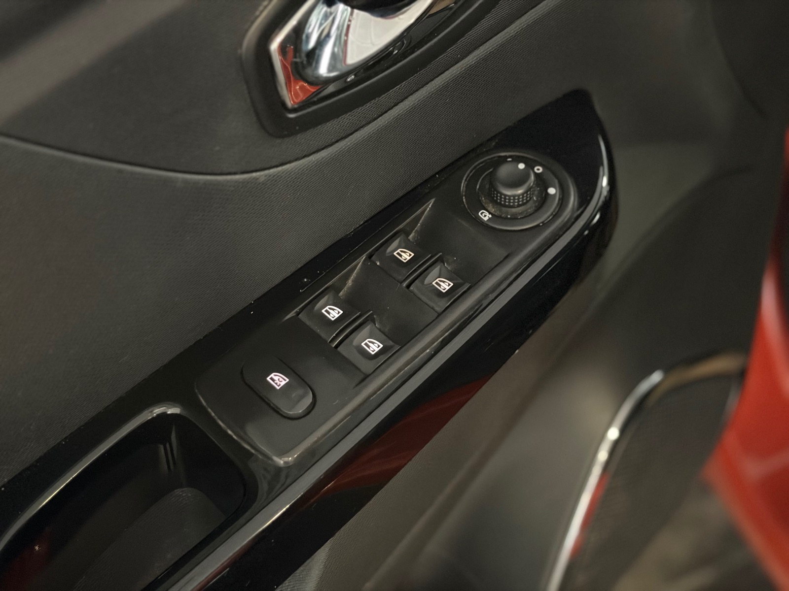 2013 Benzin Otomatik Renault Captur Turuncu Ermat Motorlu Araçlar ve Tarım Ürünleri Sanayi Ticaret A.Ş.