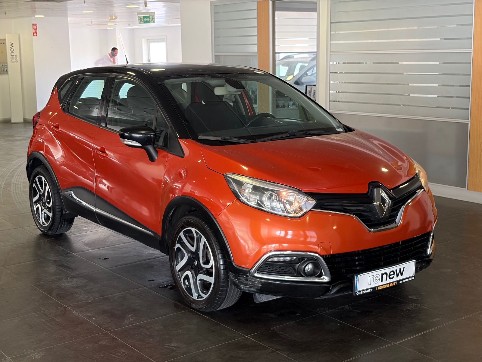 2013 Benzin Otomatik Renault Captur Turuncu Ermat Motorlu Araçlar ve Tarım Ürünleri Sanayi Ticaret A.Ş.