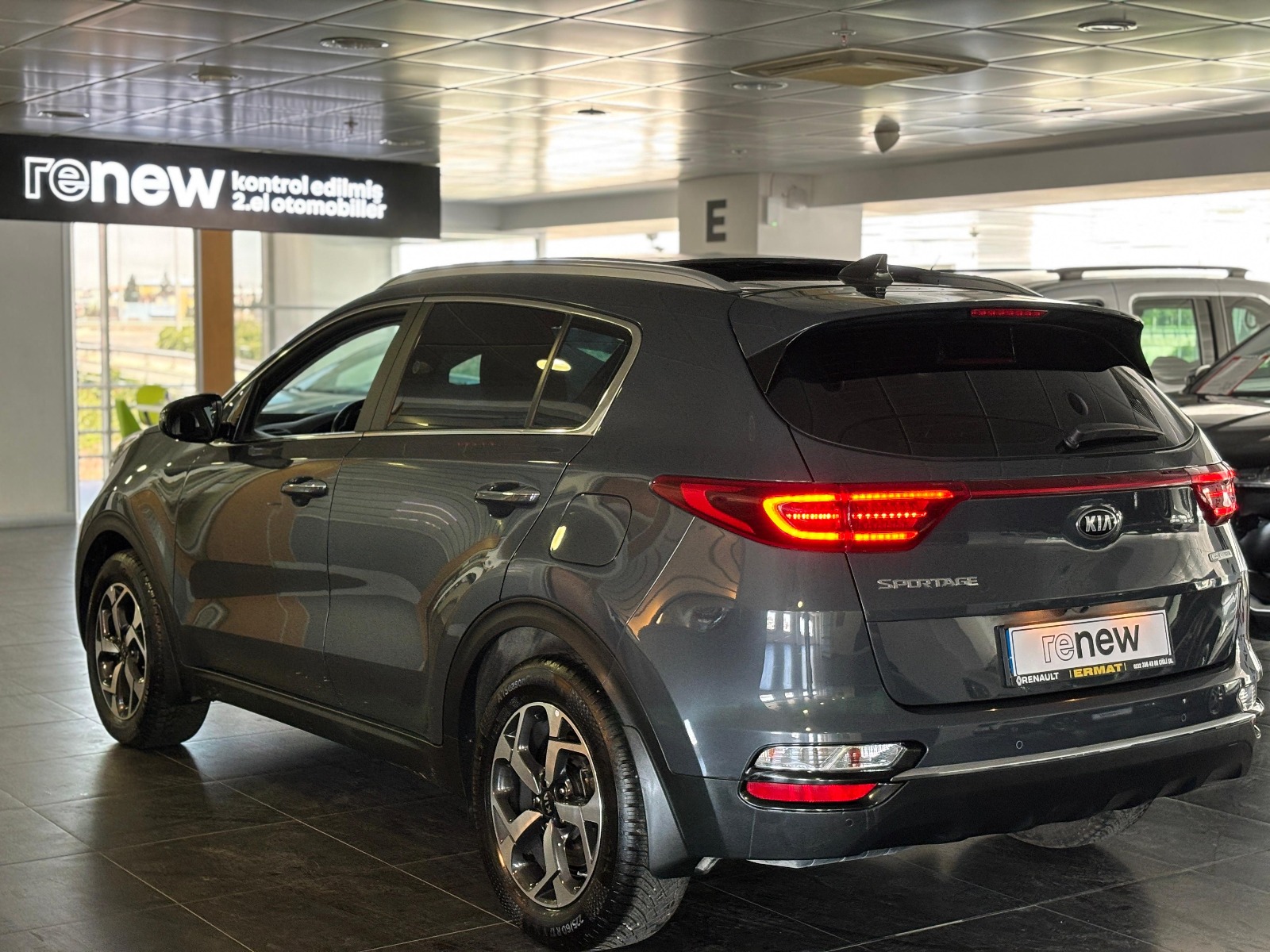 2020 Dizel Otomatik Kia Sportage Gri Ermat Motorlu Araçlar ve Tarım Ürünleri Sanayi Ticaret A.Ş.