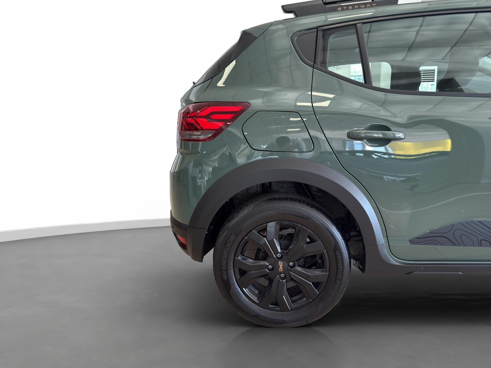 2025 Benzin Otomatik Dacia Sandero Stepway Yeşil Ermat Motorlu Araçlar ve Tarım Ürünleri Sanayi Ticaret A.Ş.