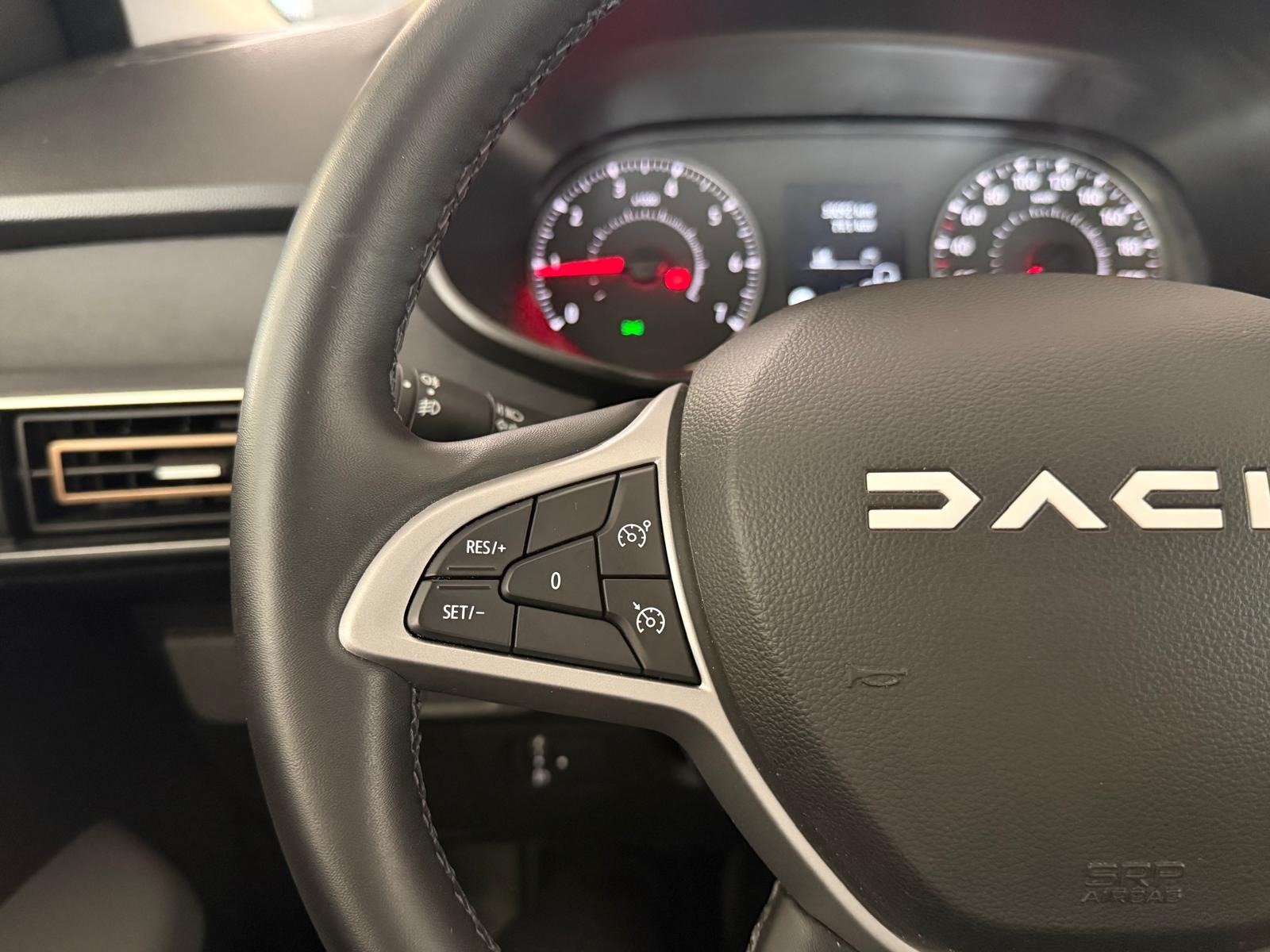 2025 Benzin Otomatik Dacia Sandero Stepway Yeşil Ermat Motorlu Araçlar ve Tarım Ürünleri Sanayi Ticaret A.Ş.