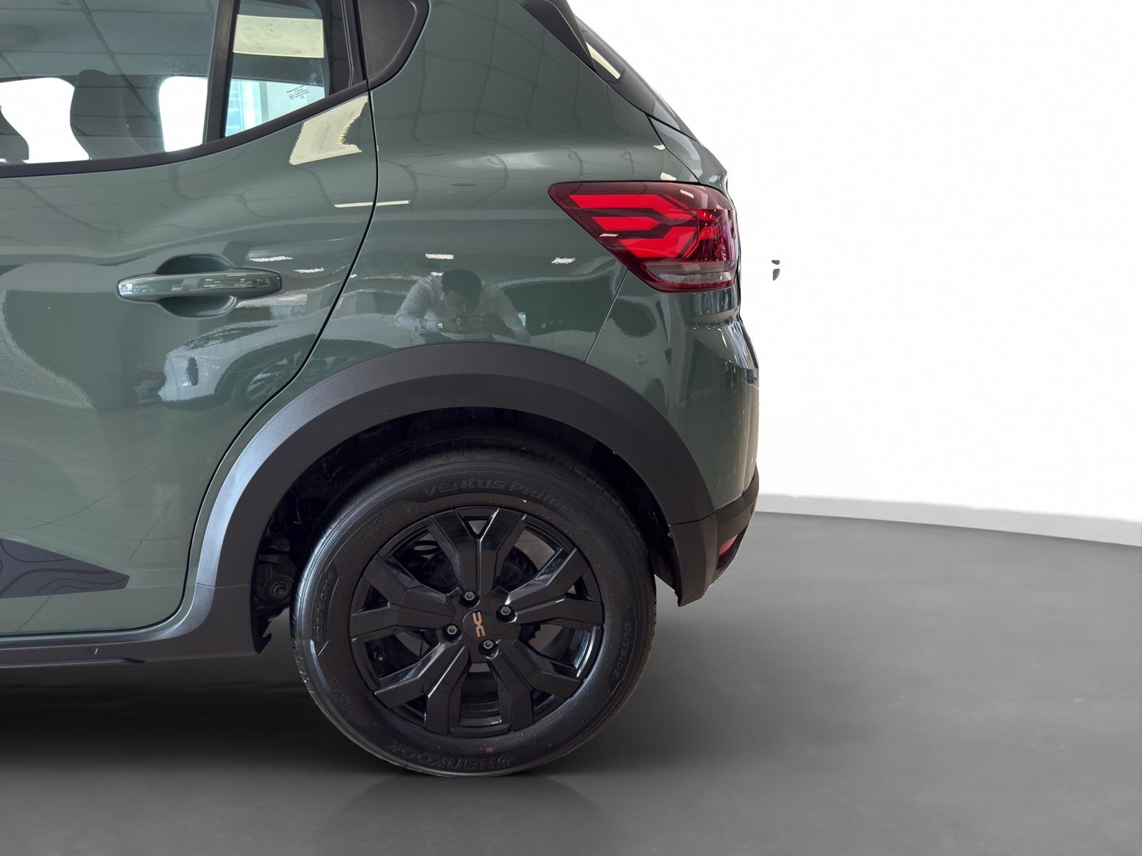 2025 Benzin Otomatik Dacia Sandero Stepway Yeşil Ermat Motorlu Araçlar ve Tarım Ürünleri Sanayi Ticaret A.Ş.