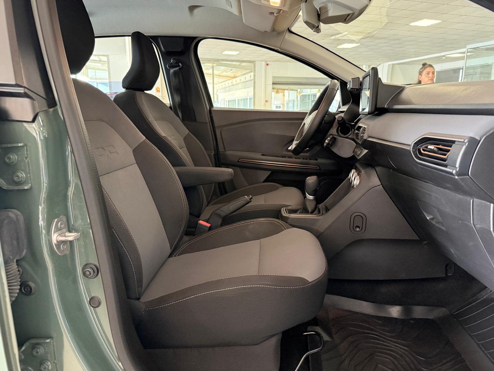 2025 Benzin Otomatik Dacia Sandero Stepway Yeşil Ermat Motorlu Araçlar ve Tarım Ürünleri Sanayi Ticaret A.Ş.
