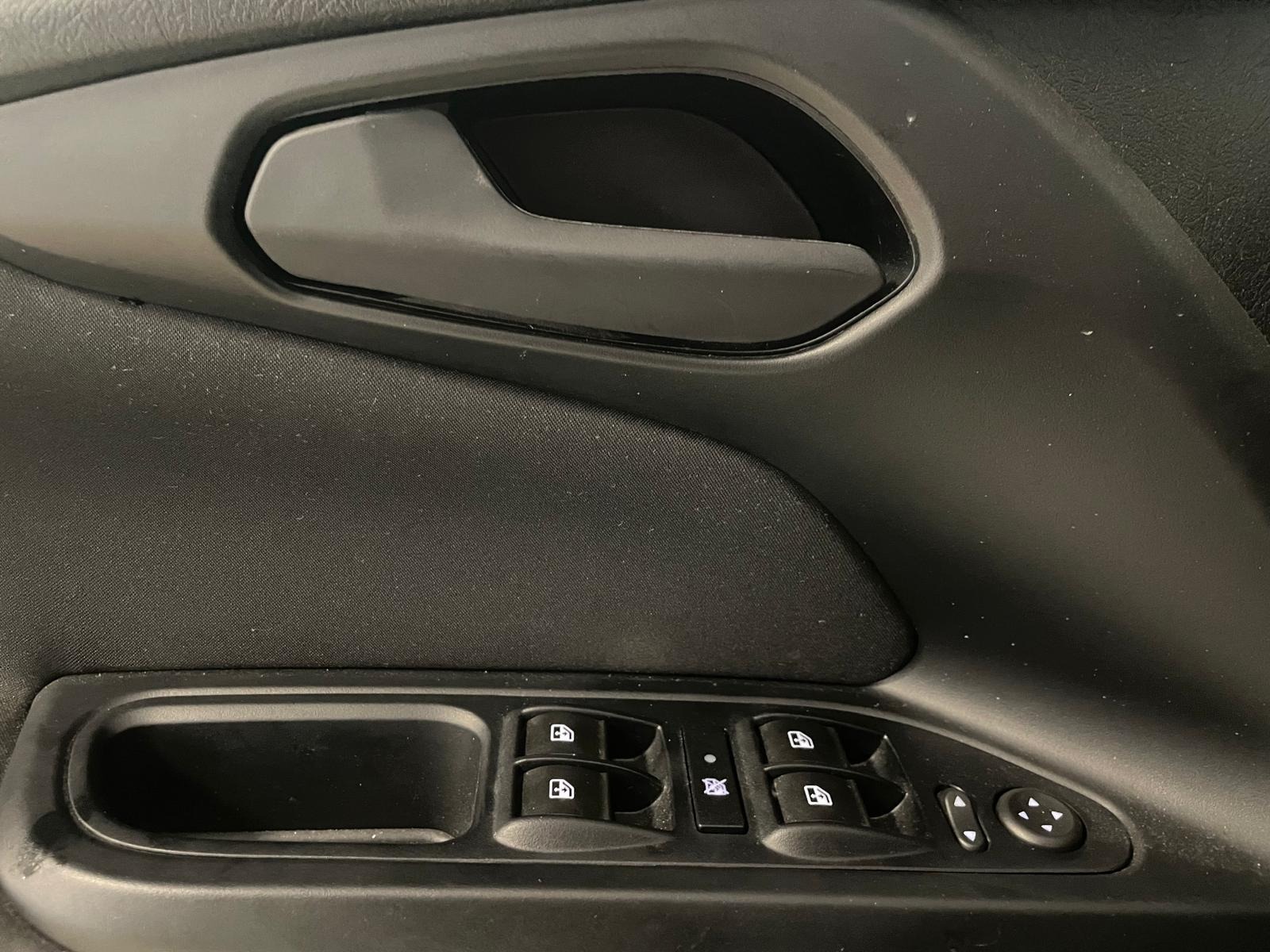 2025 Benzin Manuel Fiat Egea Cross Beyaz Ermat Motorlu Araçlar ve Tarım Ürünleri Sanayi Ticaret A.Ş.