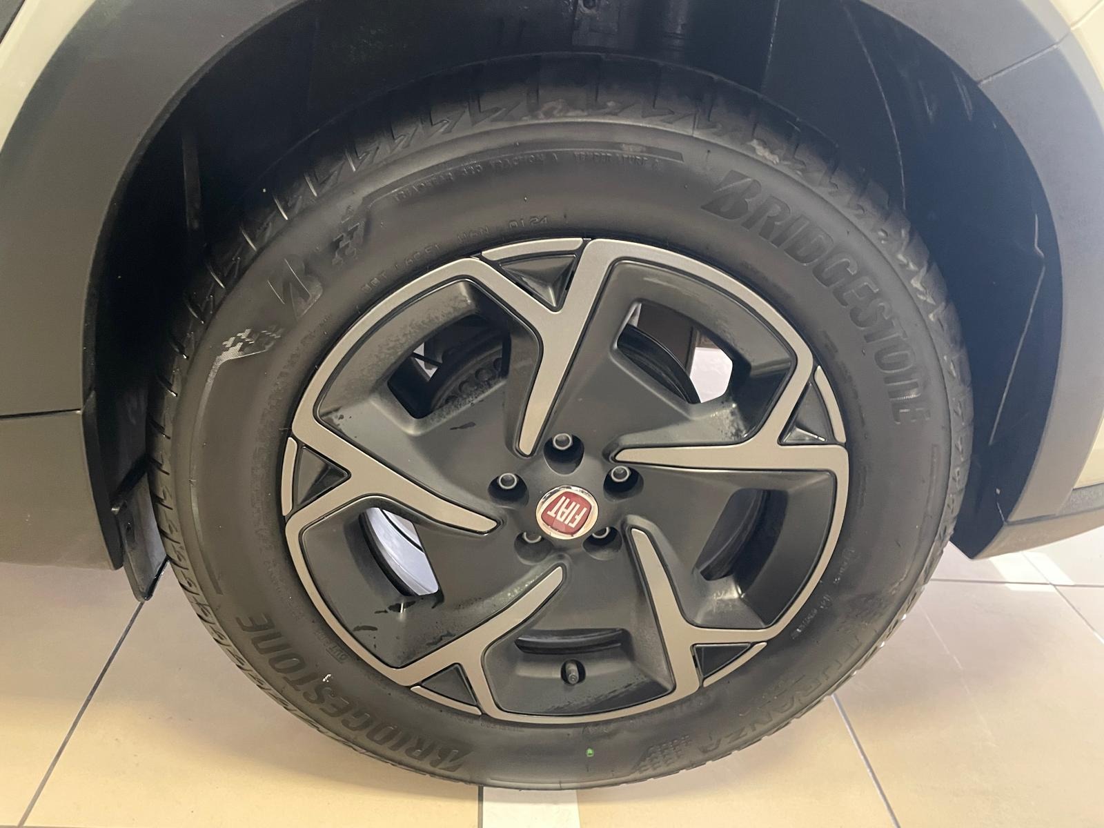 2025 Benzin Manuel Fiat Egea Cross Beyaz Ermat Motorlu Araçlar ve Tarım Ürünleri Sanayi Ticaret A.Ş.