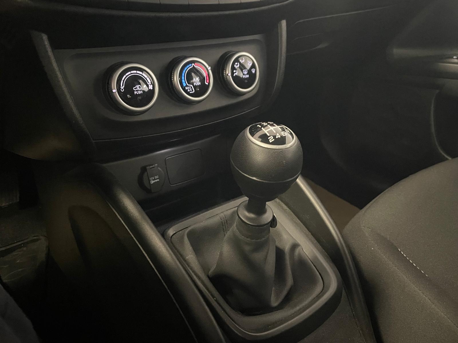 2025 Benzin Manuel Fiat Egea Cross Beyaz Ermat Motorlu Araçlar ve Tarım Ürünleri Sanayi Ticaret A.Ş.