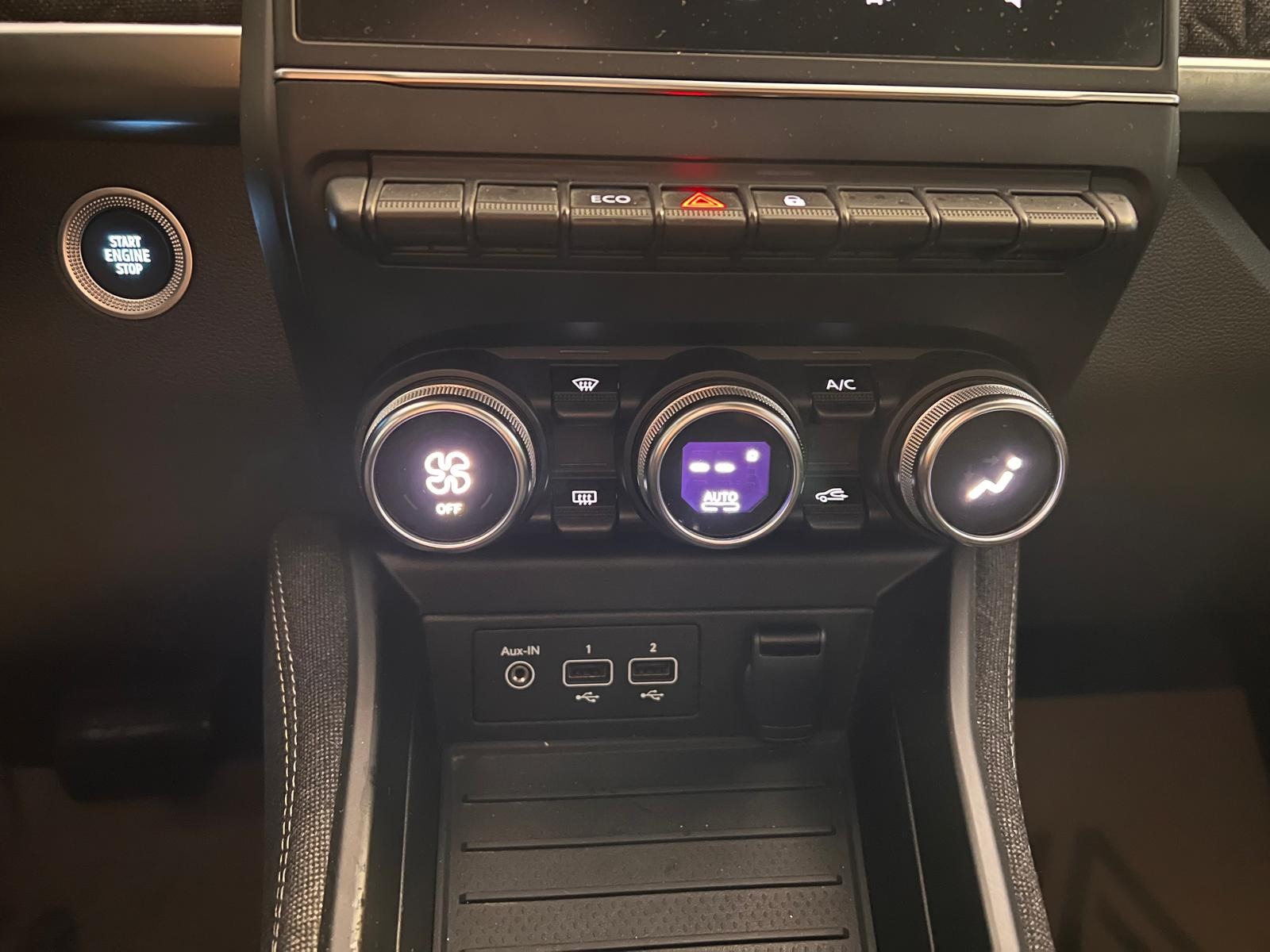 2023 Elektrik Otomatik Renault Zoe Kırmızı Ermat Motorlu Araçlar ve Tarım Ürünleri Sanayi Ticaret A.Ş.