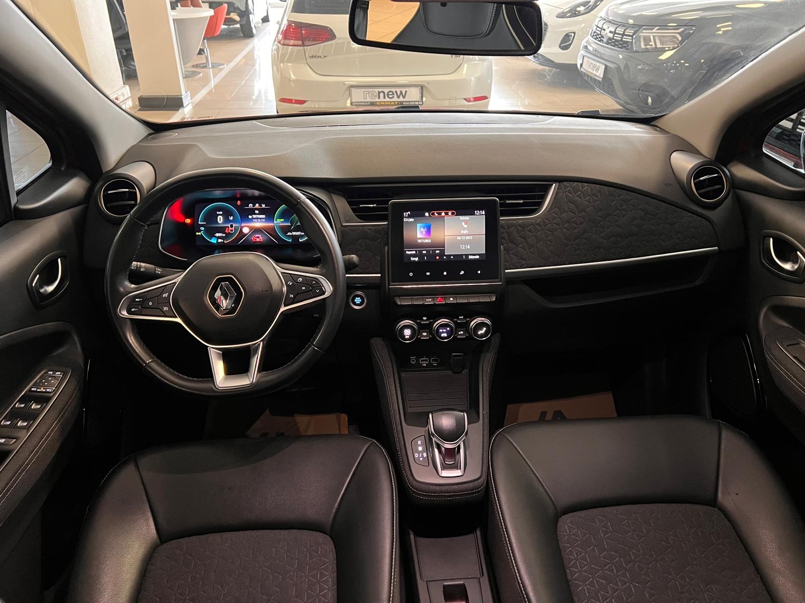 2023 Elektrik Otomatik Renault Zoe Kırmızı Ermat Motorlu Araçlar ve Tarım Ürünleri Sanayi Ticaret A.Ş.