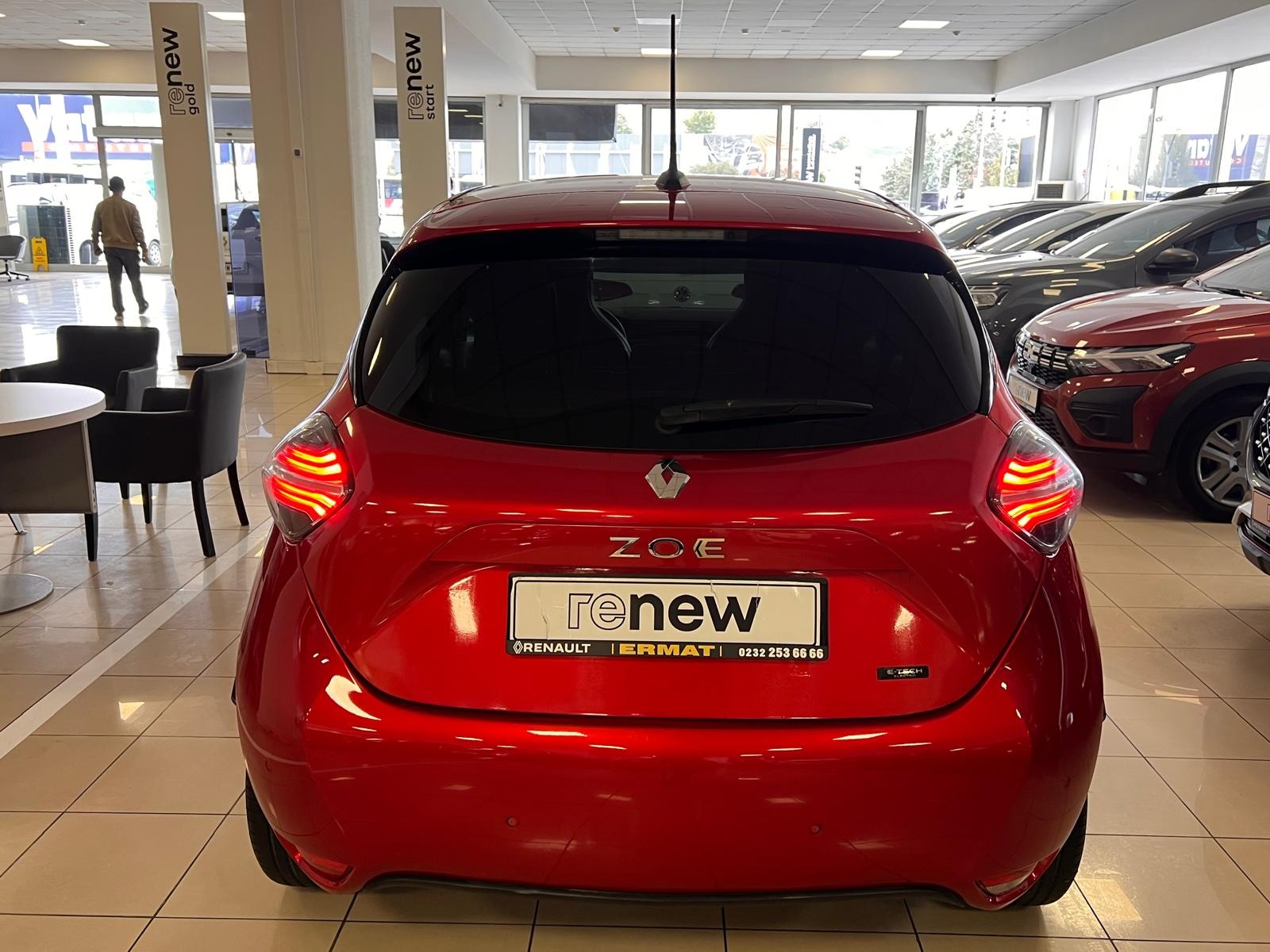 2023 Elektrik Otomatik Renault Zoe Kırmızı Ermat Motorlu Araçlar ve Tarım Ürünleri Sanayi Ticaret A.Ş.