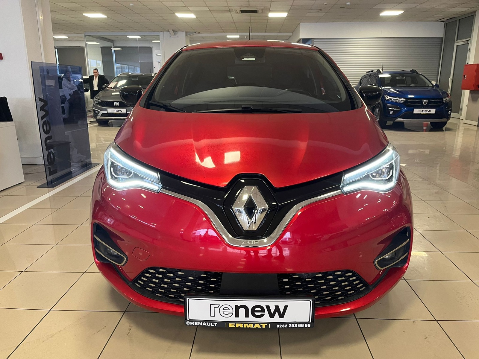2023 Elektrik Otomatik Renault Zoe Kırmızı Ermat Motorlu Araçlar ve Tarım Ürünleri Sanayi Ticaret A.Ş.