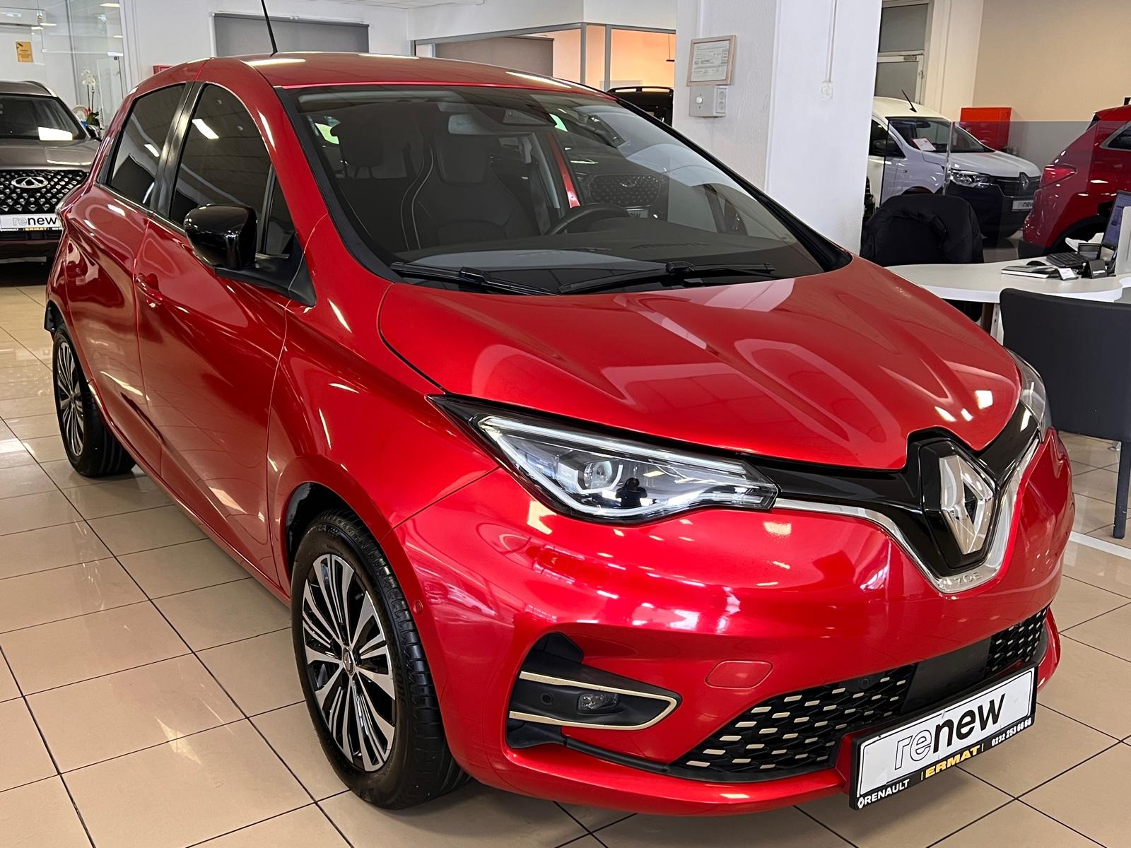 2023 Elektrik Otomatik Renault Zoe Kırmızı Ermat Motorlu Araçlar ve Tarım Ürünleri Sanayi Ticaret A.Ş.