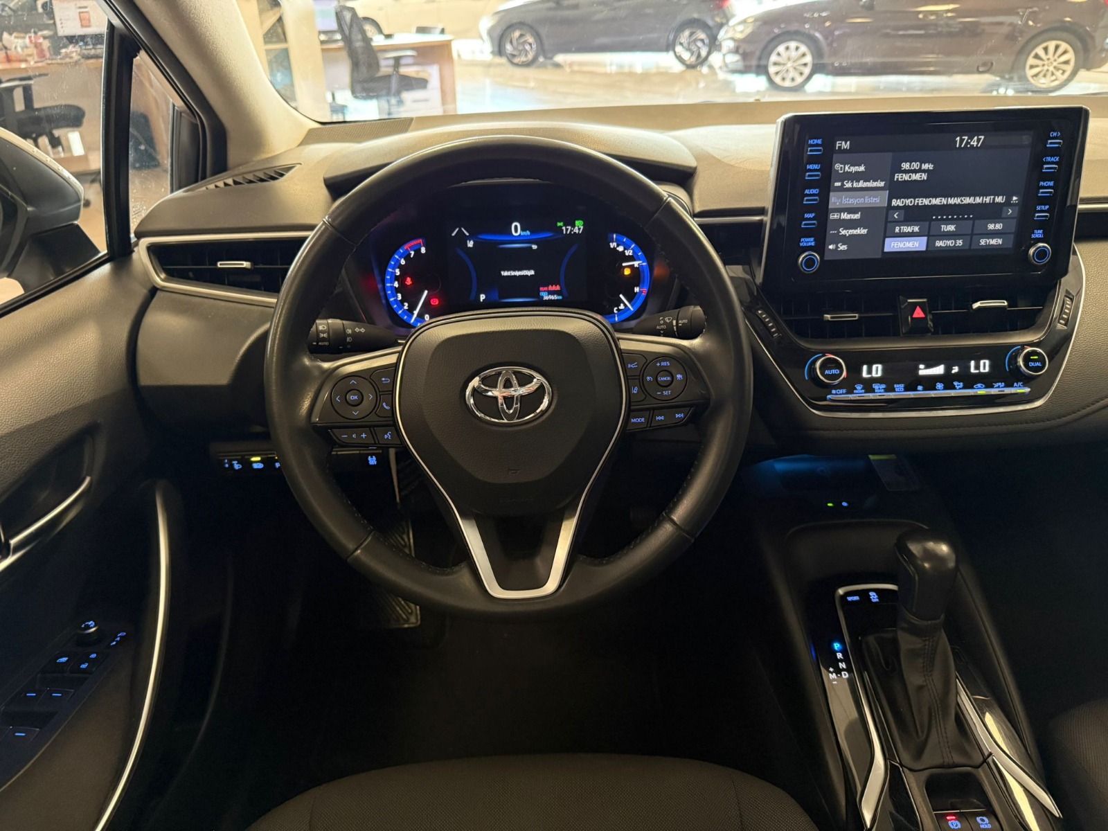 2022 Benzin Otomatik Toyota Corolla Beyaz Ermat Motorlu Araçlar ve Tarım Ürünleri Sanayi Ticaret A.Ş.