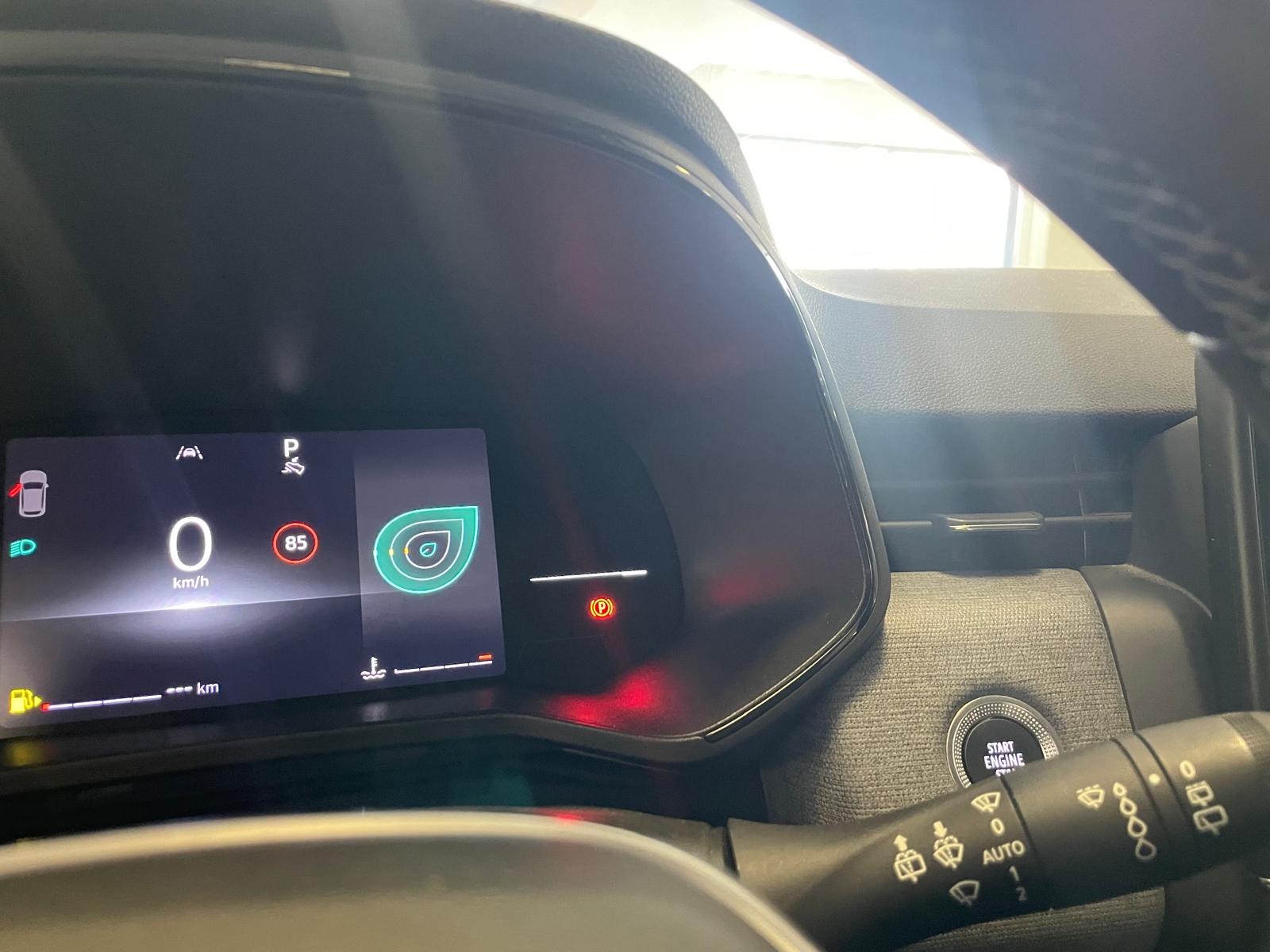 2025 Benzin Otomatik Renault Clio Beyaz Ermat Motorlu Araçlar ve Tarım Ürünleri Sanayi Ticaret A.Ş.