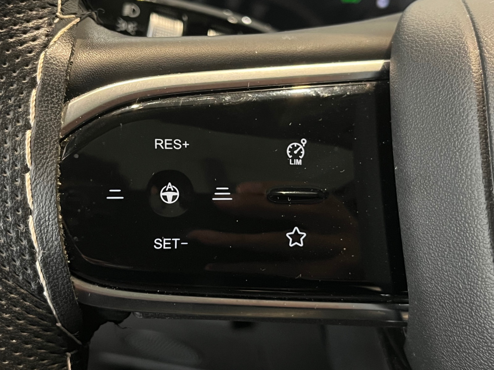 2024 Benzin Otomatik Chery Tiggo 7 Promax Beyaz Ermat Motorlu Araçlar ve Tarım Ürünleri Sanayi Ticaret A.Ş.