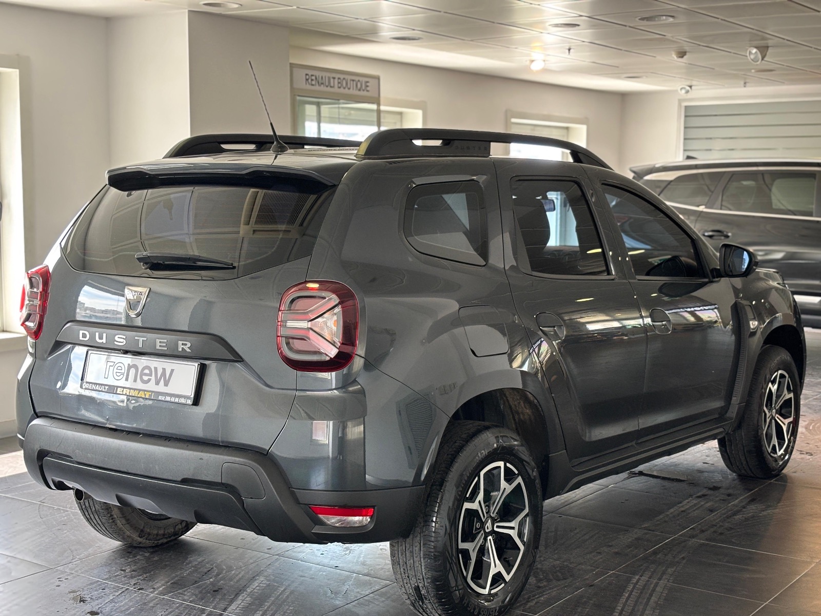 2022 Benzin + LPG Manuel Dacia Duster Gri Ermat Motorlu Araçlar ve Tarım Ürünleri Sanayi Ticaret A.Ş.