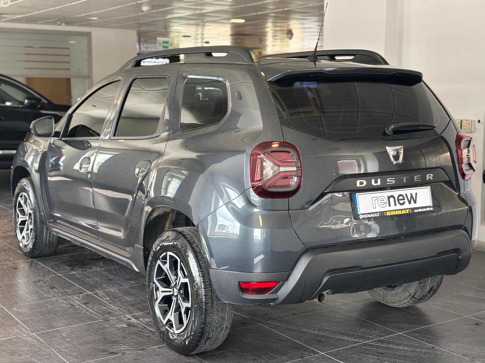 2022 Benzin + LPG Manuel Dacia Duster Gri Ermat Motorlu Araçlar ve Tarım Ürünleri Sanayi Ticaret A.Ş.