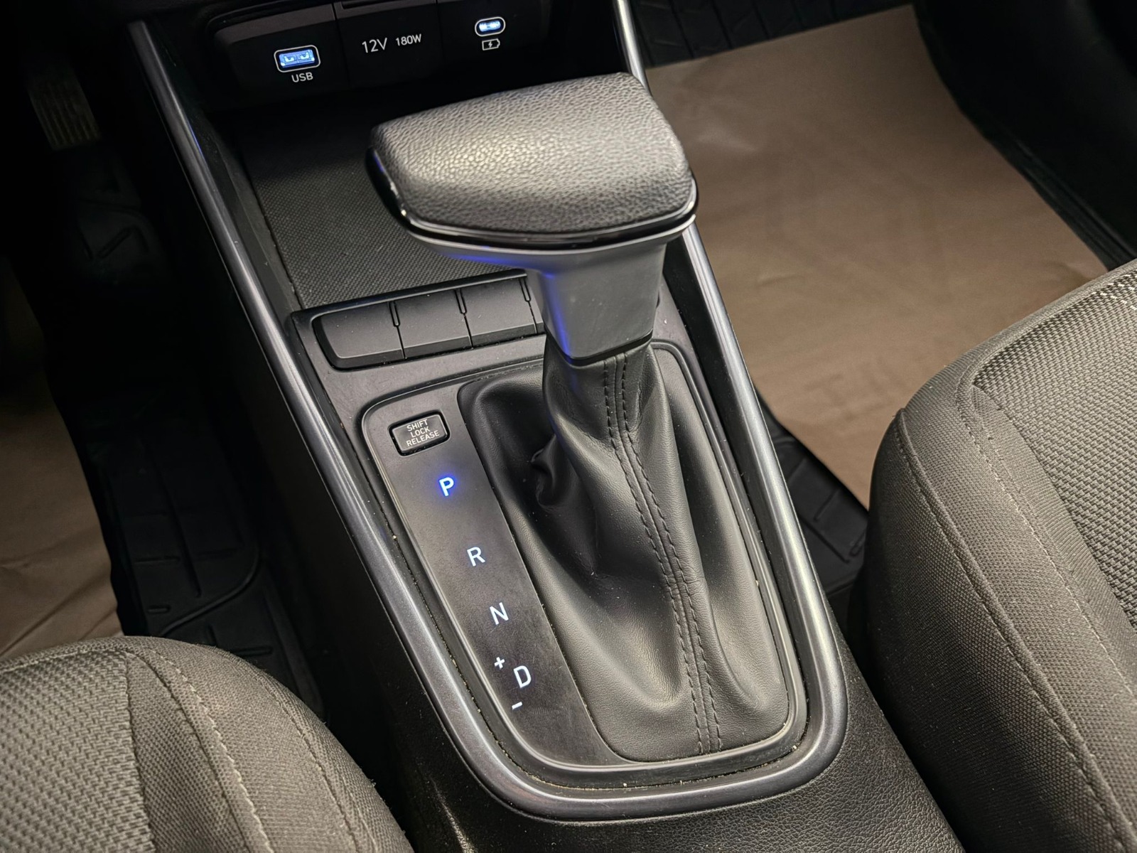 2024 Benzin Otomatik Hyundai i20 Beyaz Ermat Motorlu Araçlar ve Tarım Ürünleri Sanayi Ticaret A.Ş.