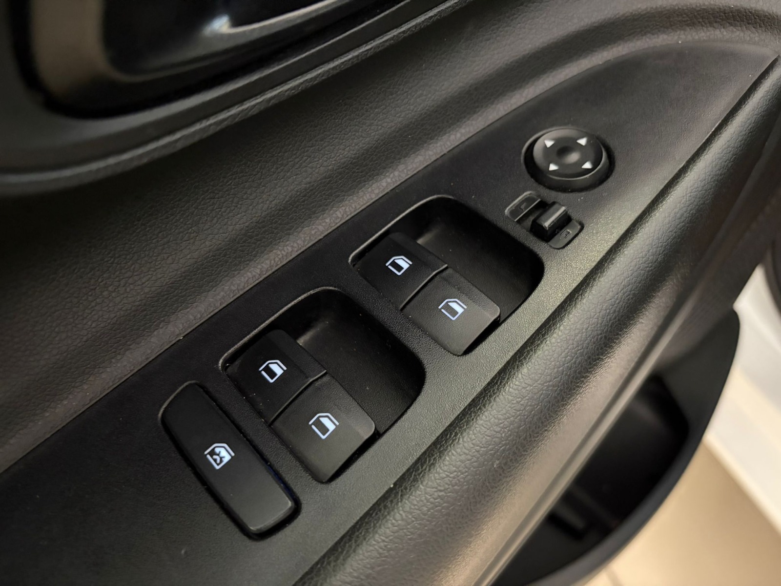 2024 Benzin Otomatik Hyundai i20 Beyaz Ermat Motorlu Araçlar ve Tarım Ürünleri Sanayi Ticaret A.Ş.