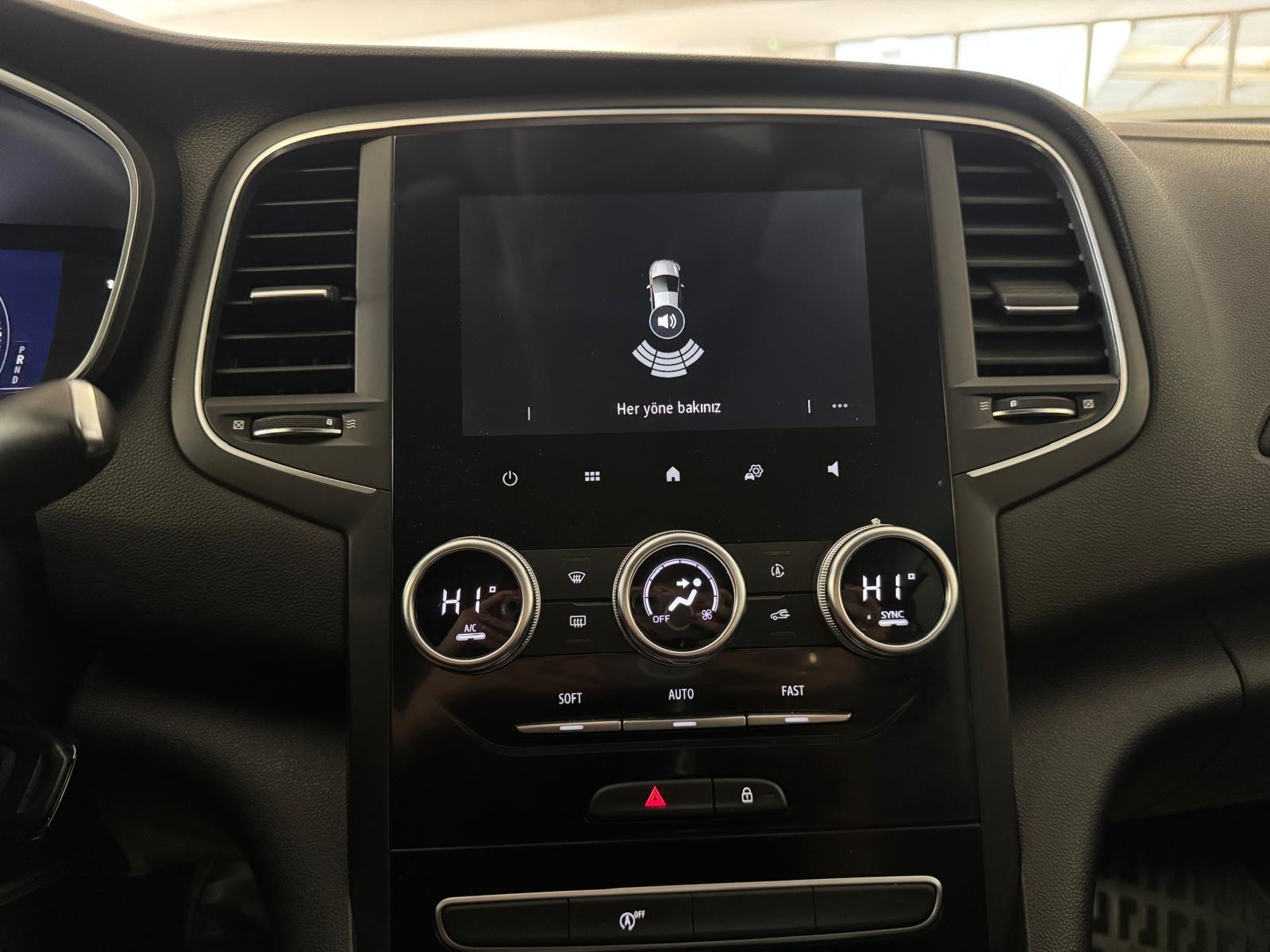 2023 Benzin Otomatik Renault Megane Beyaz Ermat Motorlu Araçlar ve Tarım Ürünleri Sanayi Ticaret A.Ş.