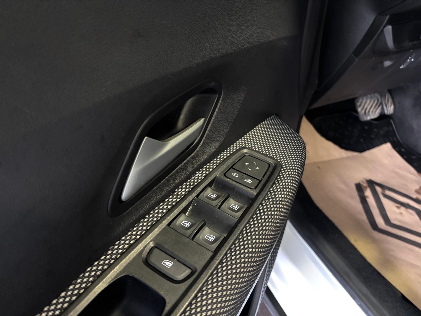 2025 Benzin Otomatik Dacia Sandero Stepway Beyaz Ermat Motorlu Araçlar ve Tarım Ürünleri Sanayi Ticaret A.Ş.