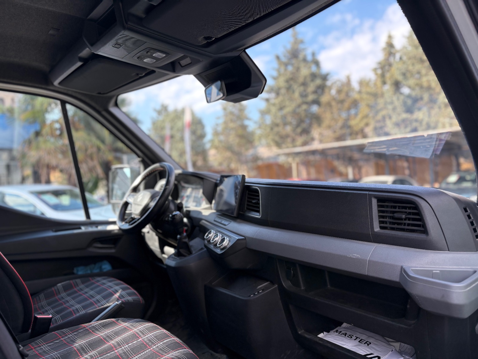 2025 Dizel Manuel Renault Master Kamyonet Beyaz Ermat Motorlu Araçlar ve Tarım Ürünleri Sanayi Ticaret A.Ş.