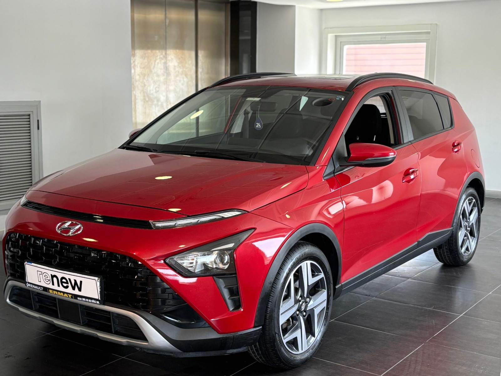 2023 Benzin Otomatik Hyundai Bayon Kırmızı Ermat Motorlu Araçlar ve Tarım Ürünleri Sanayi Ticaret A.Ş.