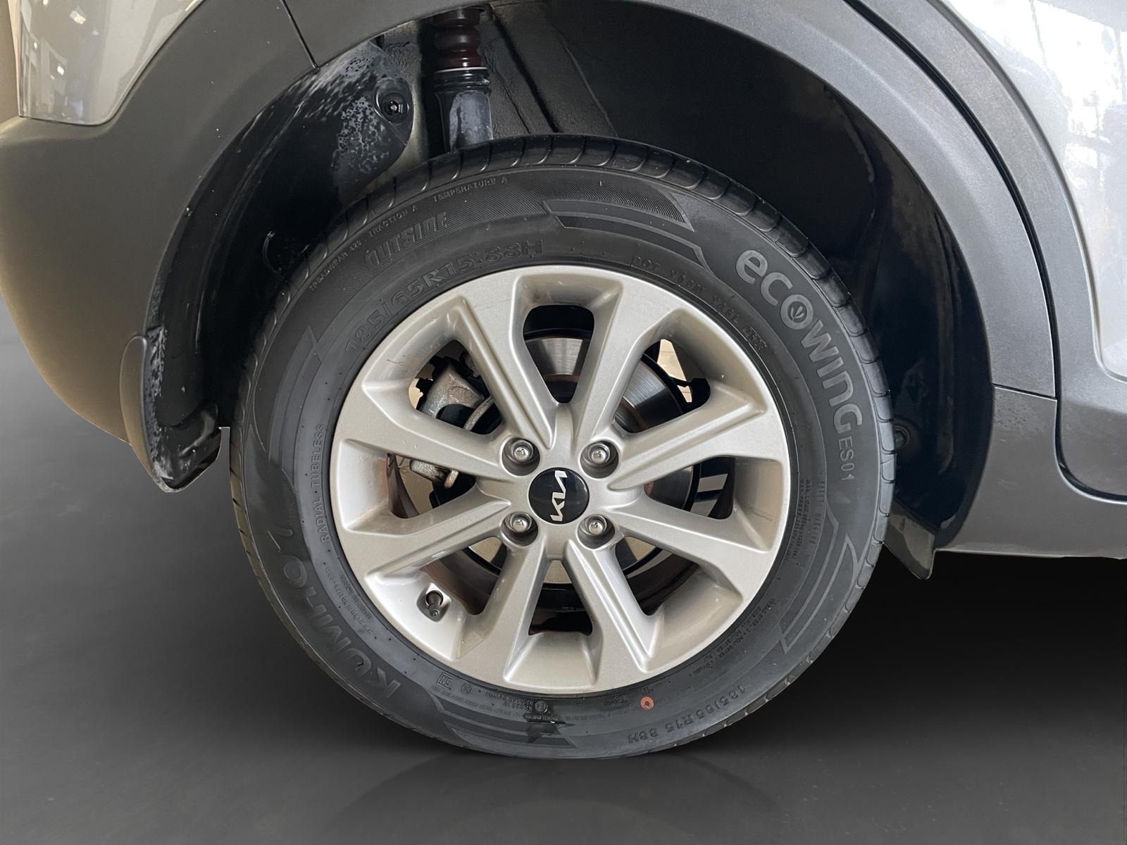 2023 Benzin Otomatik Kia Stonic Gri Ermat Motorlu Araçlar ve Tarım Ürünleri Sanayi Ticaret A.Ş.