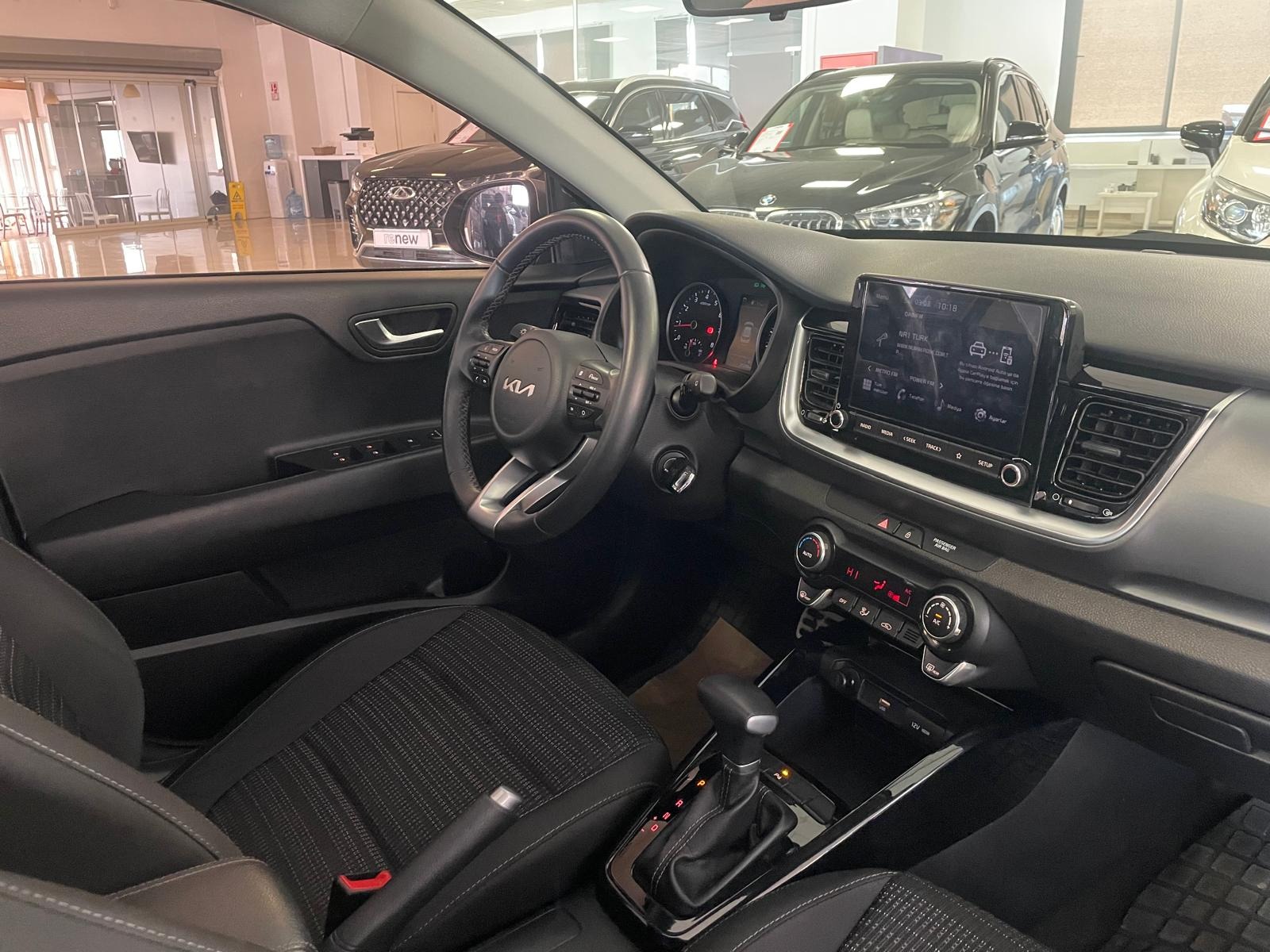 2023 Benzin Otomatik Kia Stonic Gri Ermat Motorlu Araçlar ve Tarım Ürünleri Sanayi Ticaret A.Ş.