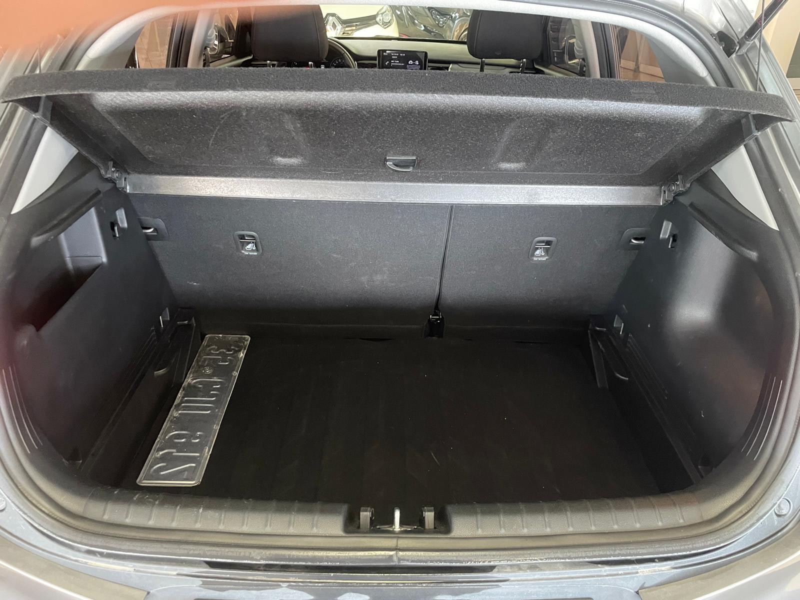 2023 Benzin Otomatik Kia Stonic Gri Ermat Motorlu Araçlar ve Tarım Ürünleri Sanayi Ticaret A.Ş.