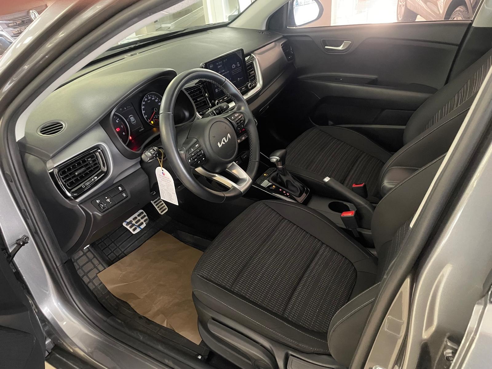 2023 Benzin Otomatik Kia Stonic Gri Ermat Motorlu Araçlar ve Tarım Ürünleri Sanayi Ticaret A.Ş.