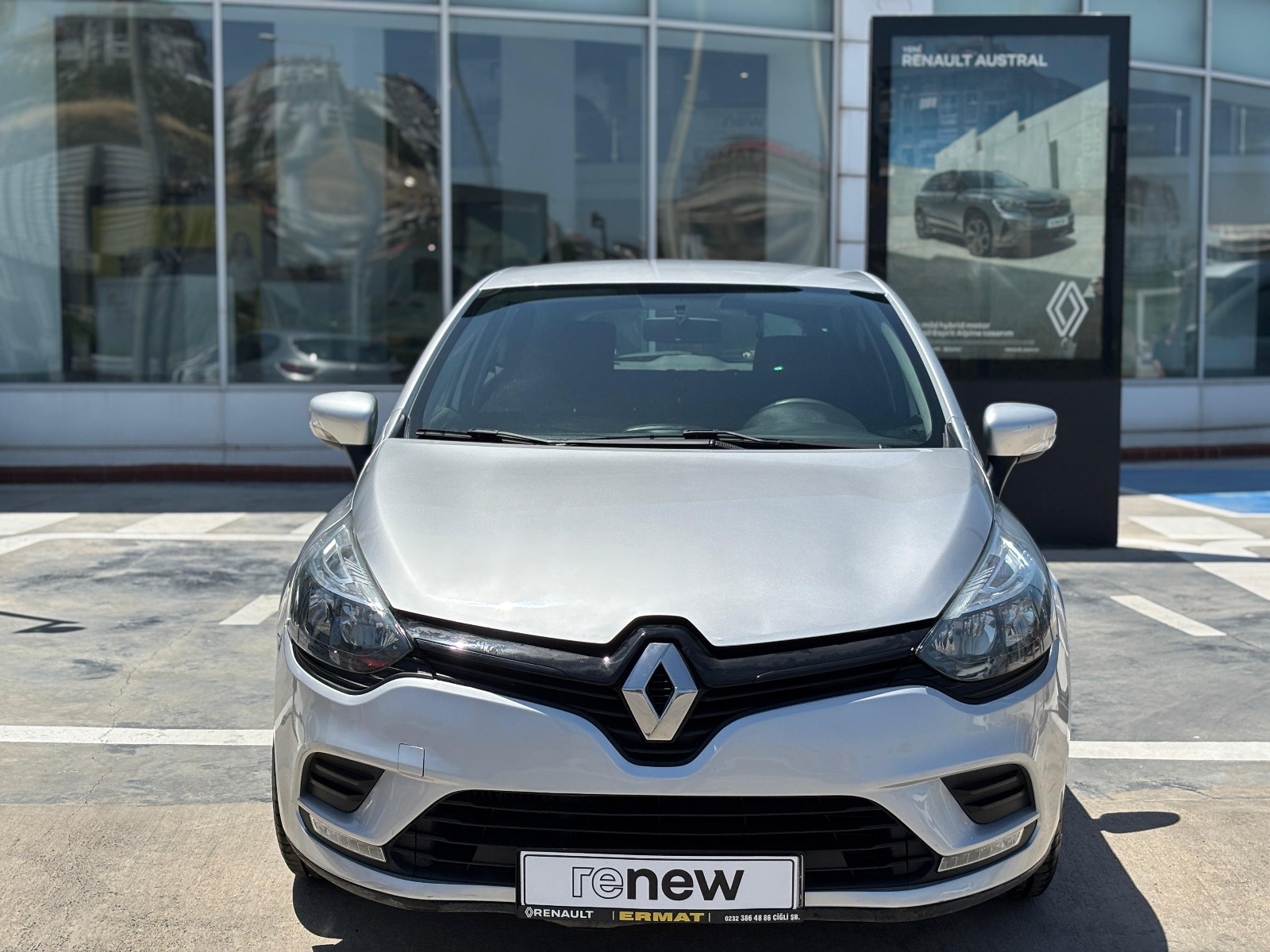 2019 Benzin Manuel Renault Clio Gümüş Gri Ermat Motorlu Araçlar ve Tarım Ürünleri Sanayi Ticaret A.Ş.