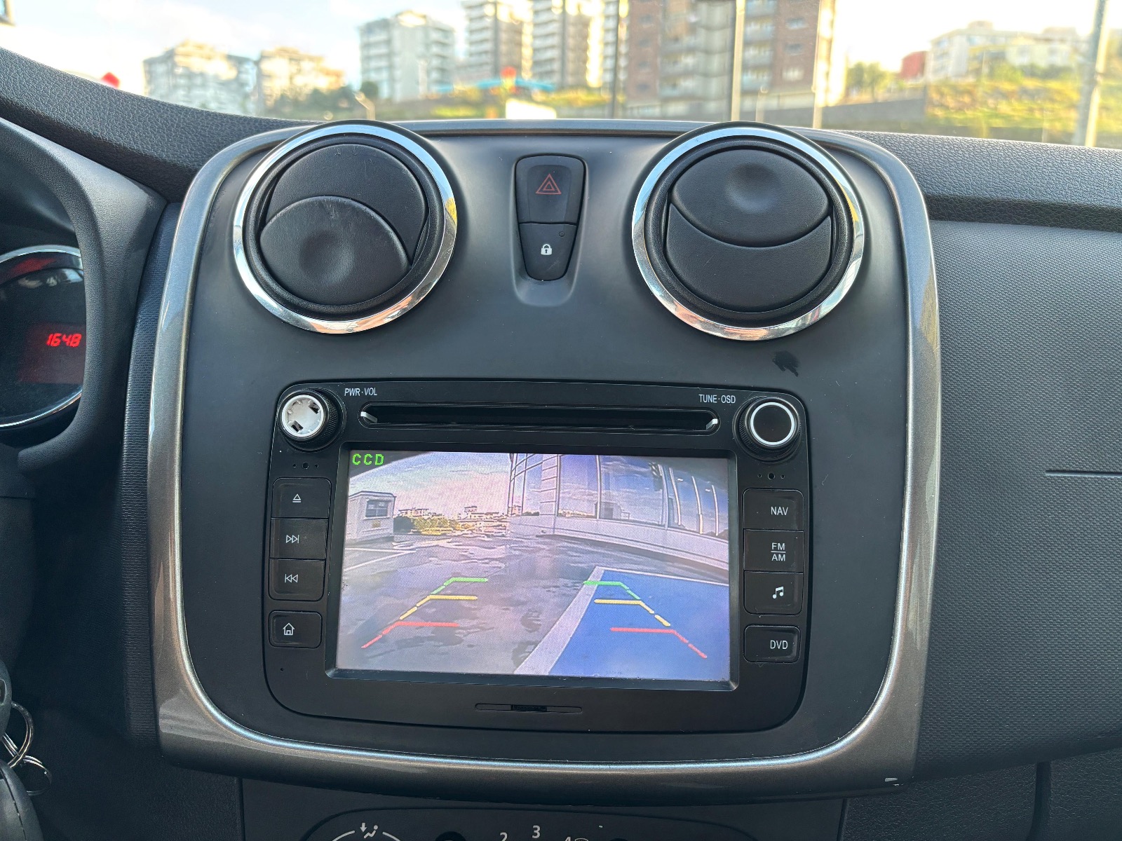 2015 Dizel Manuel Dacia Sandero Kırmızı Ermat Motorlu Araçlar ve Tarım Ürünleri Sanayi Ticaret A.Ş.