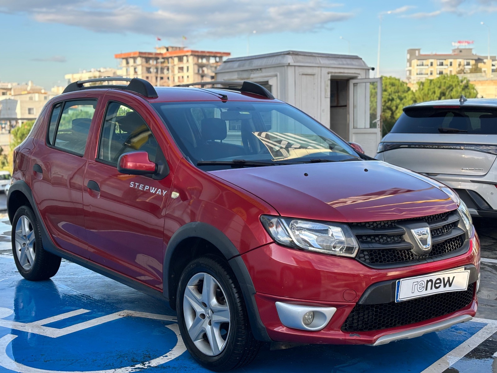 2015 Dizel Manuel Dacia Sandero Kırmızı Ermat Motorlu Araçlar ve Tarım Ürünleri Sanayi Ticaret A.Ş.