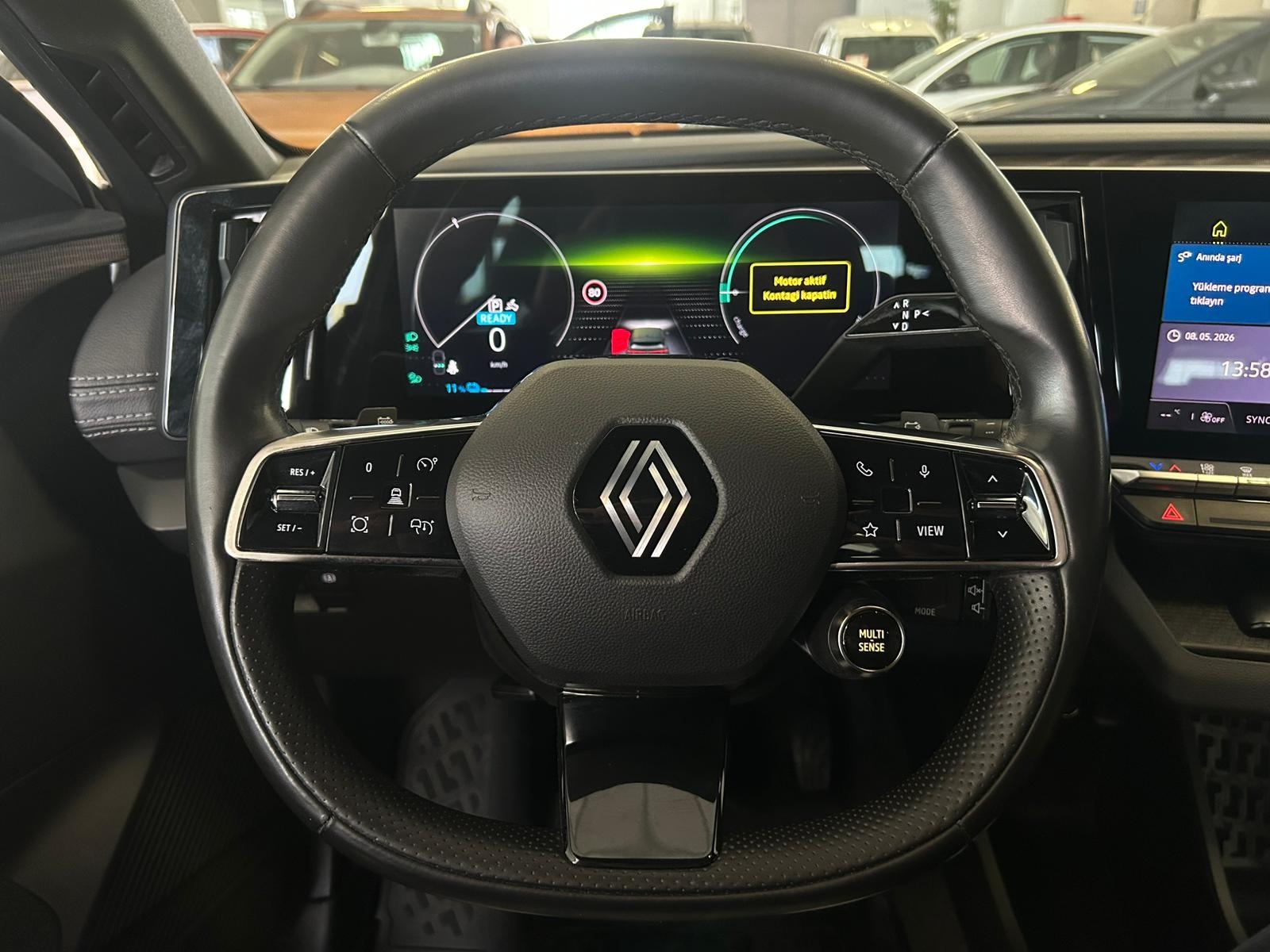 2024 Elektrik Otomatik Renault Megane E-Tech Gri Ermat Motorlu Araçlar ve Tarım Ürünleri Sanayi Ticaret A.Ş.