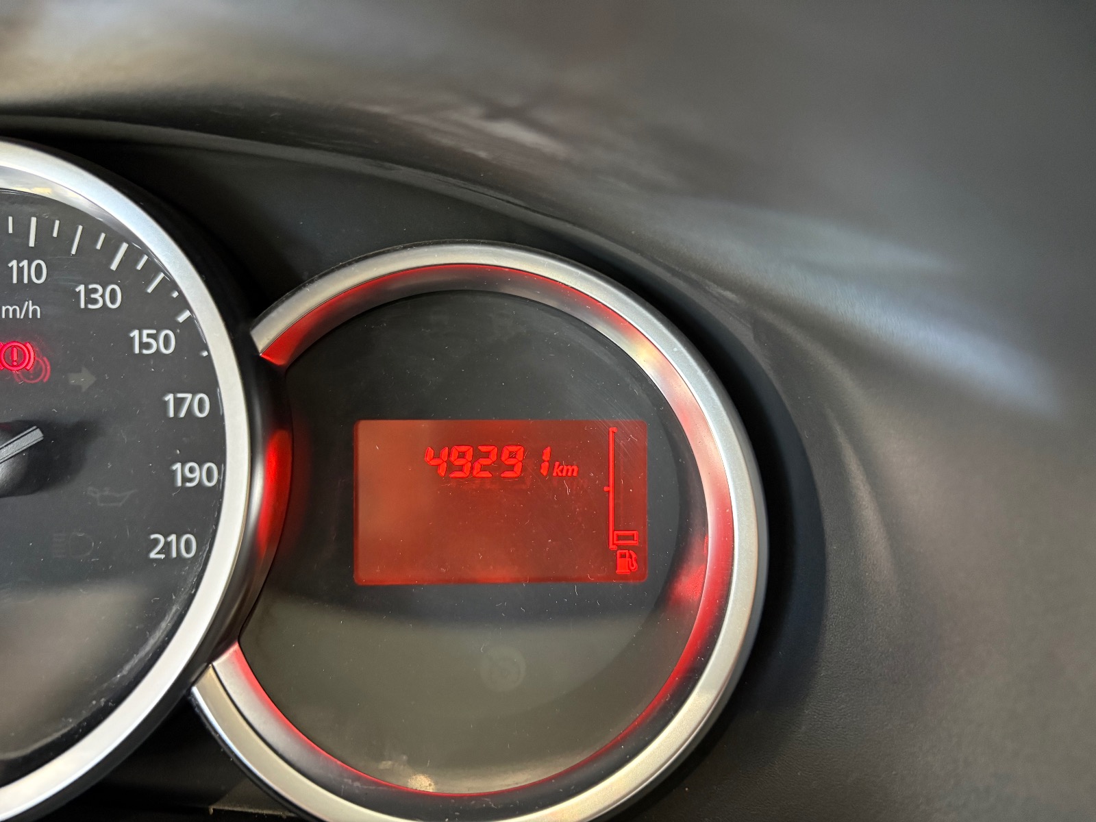 2020 Benzin + LPG Manuel Dacia Sandero Kırmızı Ermat Motorlu Araçlar ve Tarım Ürünleri Sanayi Ticaret A.Ş.