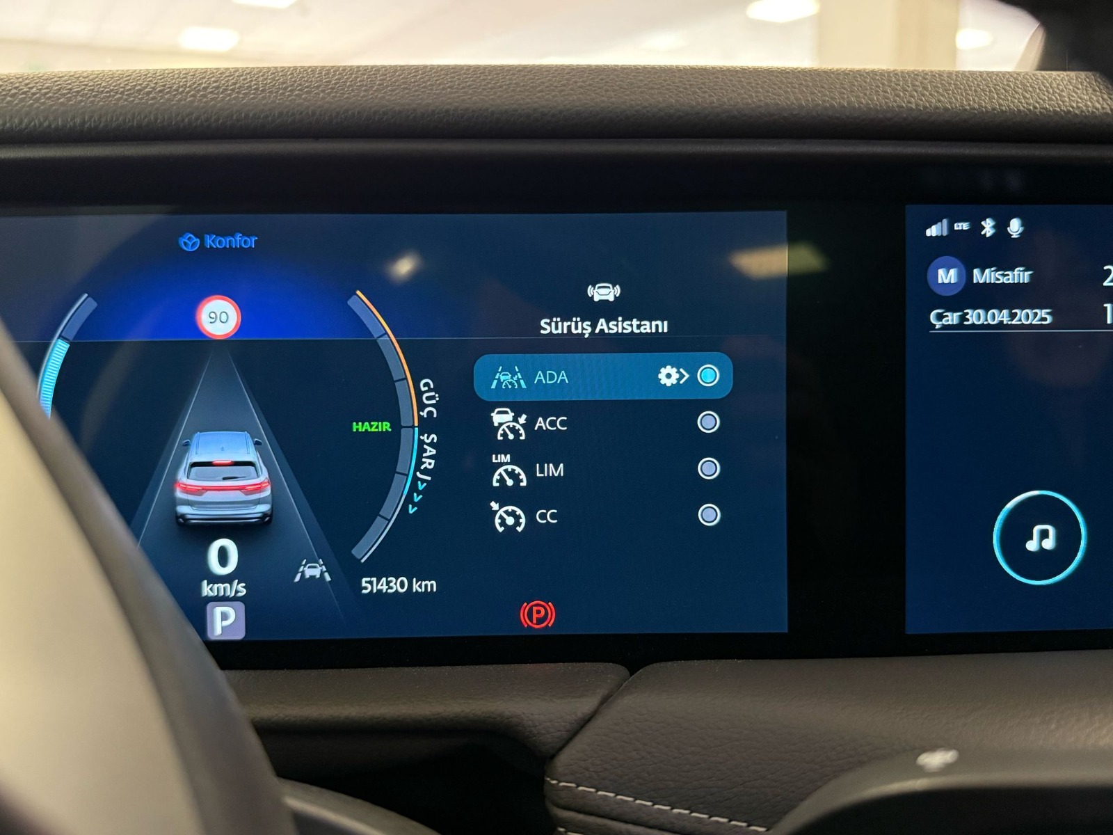 2023 Elektrik Otomatik TOGG T10X V2 AWD  Kırmızı Ermat Motorlu Araçlar ve Tarım Ürünleri Sanayi Ticaret A.Ş.