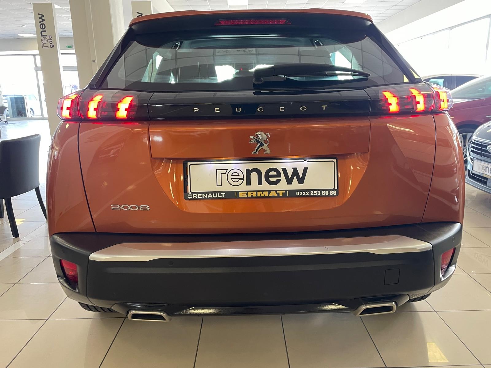 2020 Benzin Otomatik Peugeot 2008 Turuncu Ermat Motorlu Araçlar ve Tarım Ürünleri Sanayi Ticaret A.Ş.