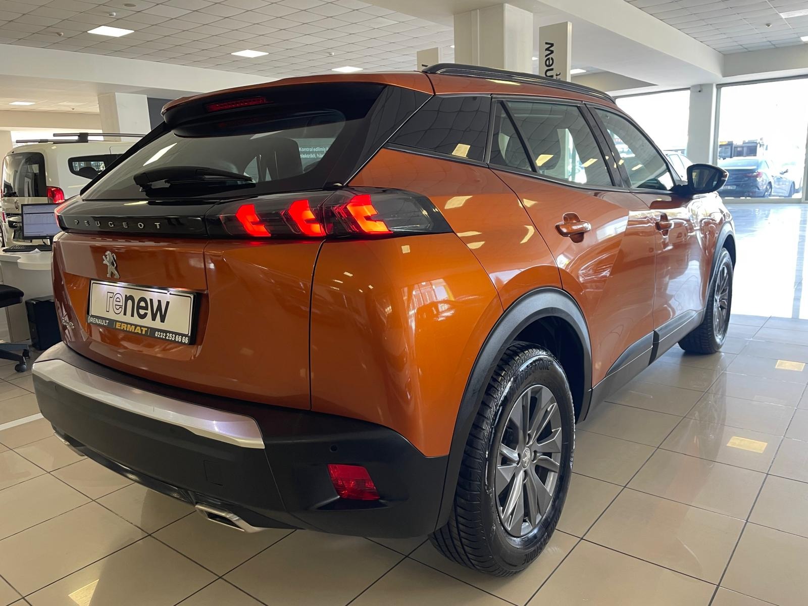 2020 Benzin Otomatik Peugeot 2008 Turuncu Ermat Motorlu Araçlar ve Tarım Ürünleri Sanayi Ticaret A.Ş.