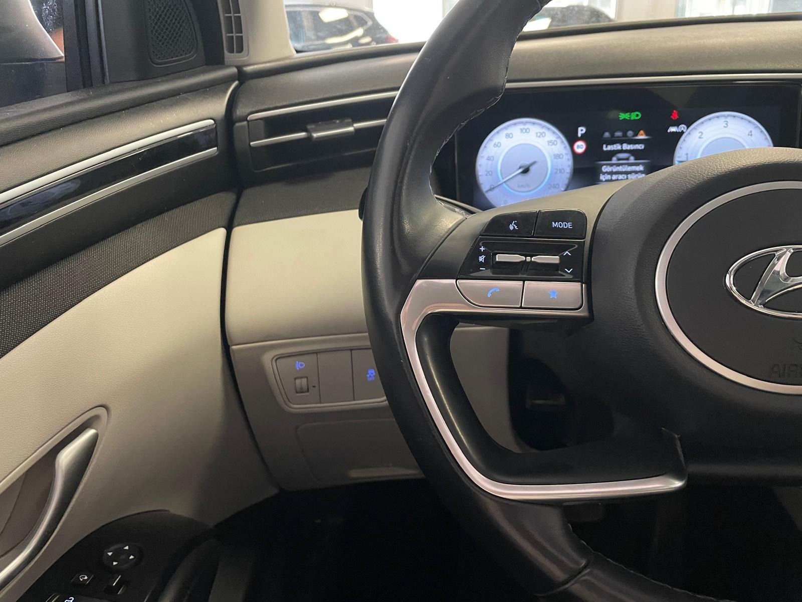 2021 Dizel Otomatik Hyundai Tucson Kahverengi Ermat Motorlu Araçlar ve Tarım Ürünleri Sanayi Ticaret A.Ş.