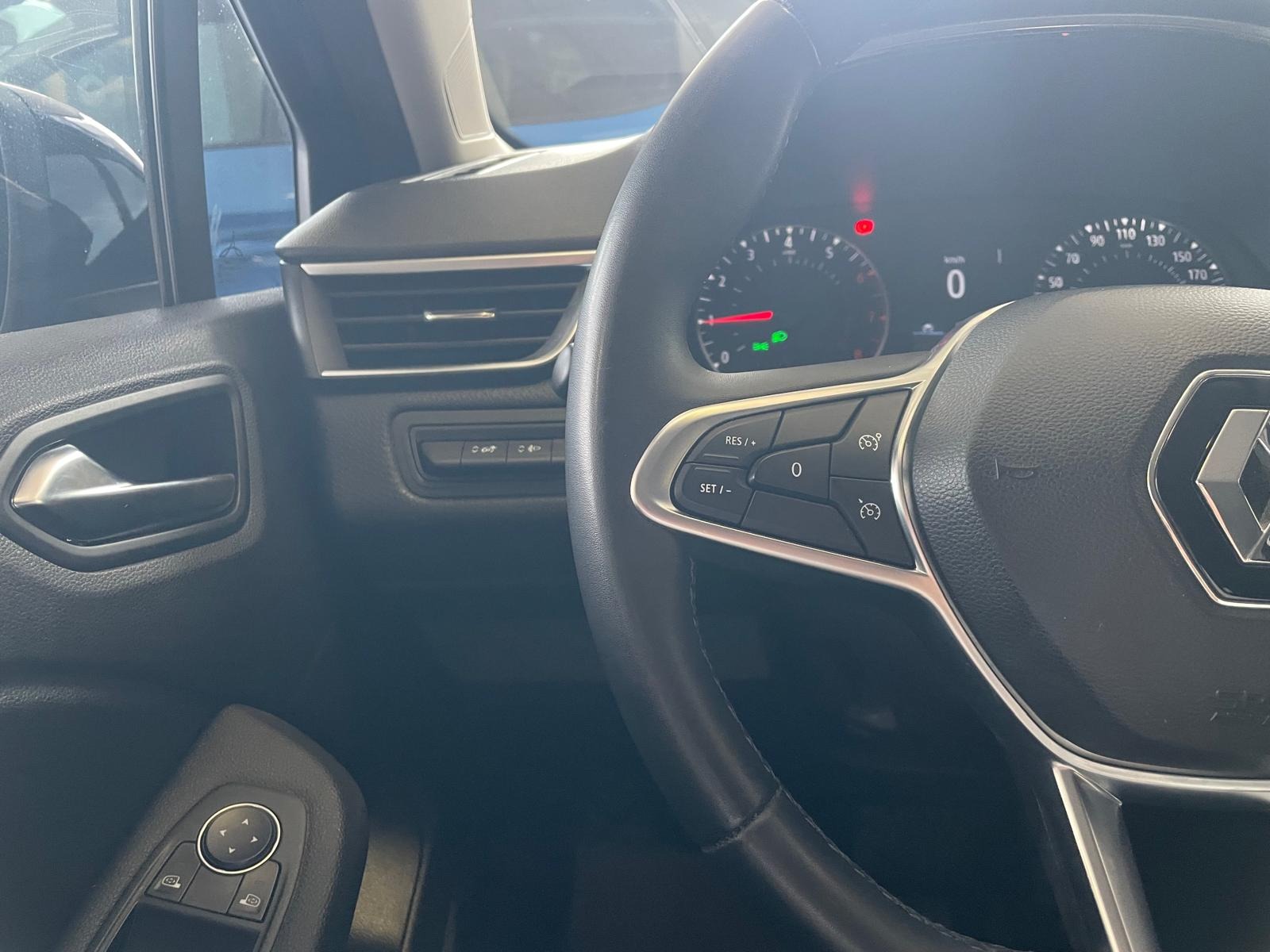 2023 Benzin Otomatik Renault Clio Lacivert Ermat Motorlu Araçlar ve Tarım Ürünleri Sanayi Ticaret A.Ş.