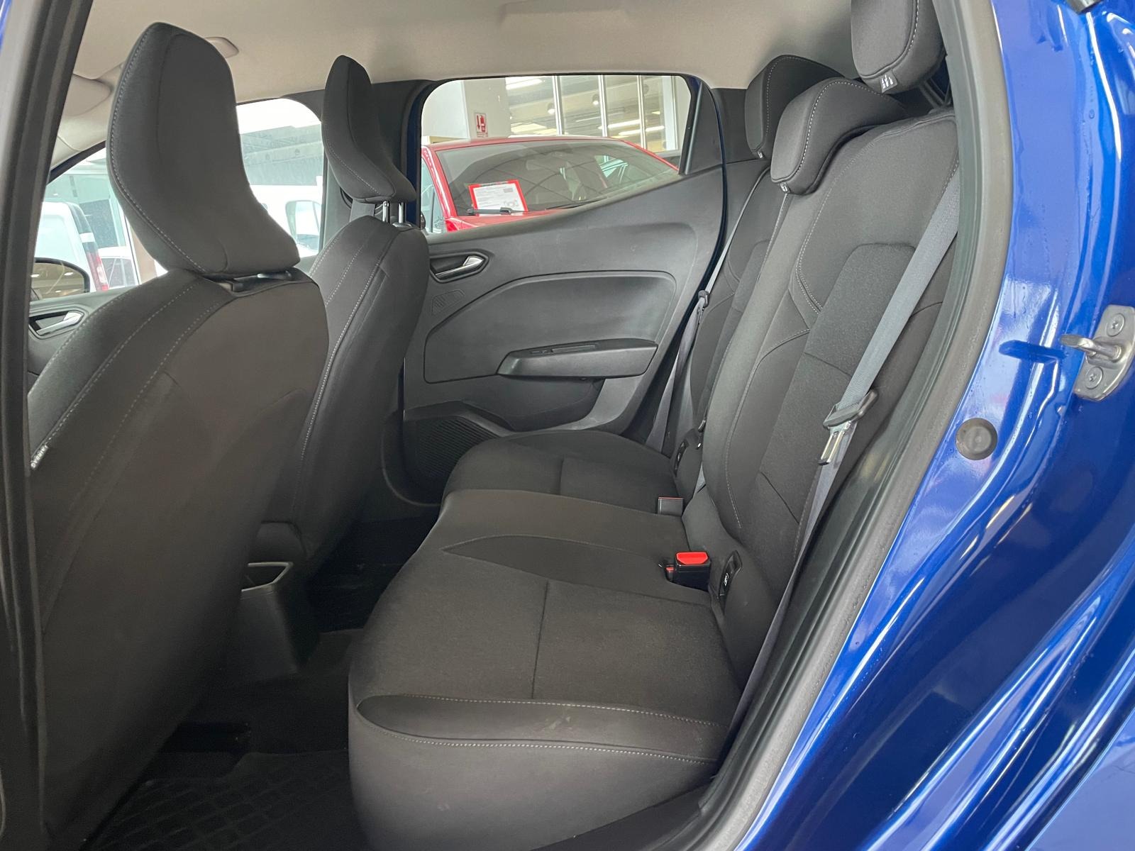 2023 Benzin Otomatik Renault Clio Lacivert Ermat Motorlu Araçlar ve Tarım Ürünleri Sanayi Ticaret A.Ş.