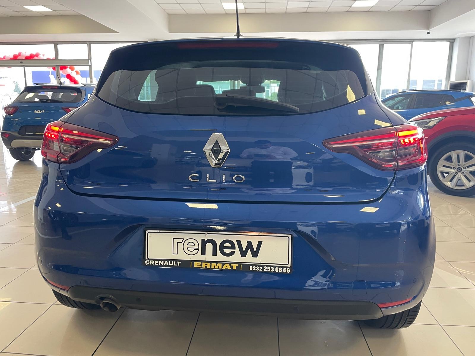 2023 Benzin Otomatik Renault Clio Lacivert Ermat Motorlu Araçlar ve Tarım Ürünleri Sanayi Ticaret A.Ş.